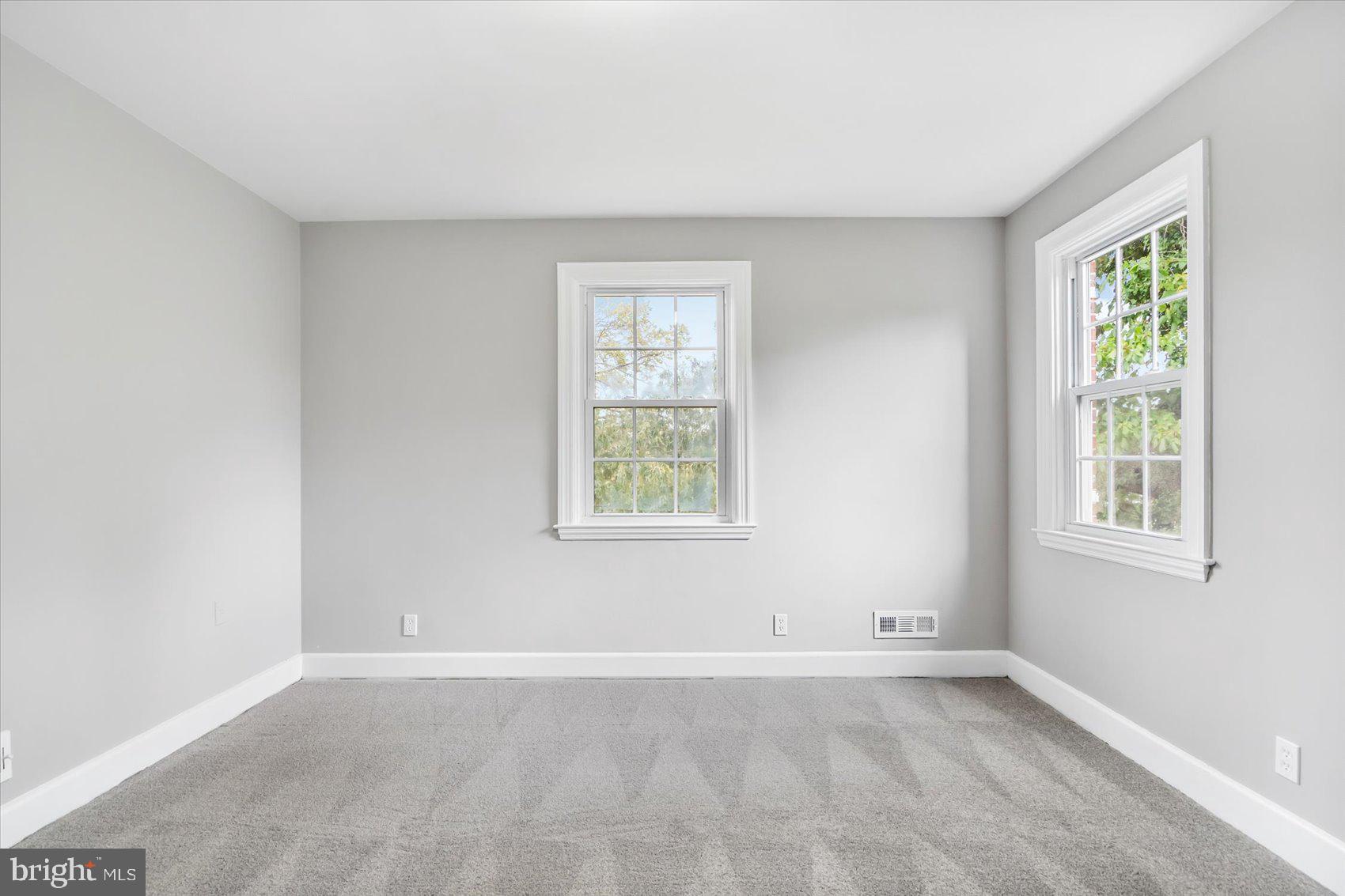 LOCH RAVEN - Residential