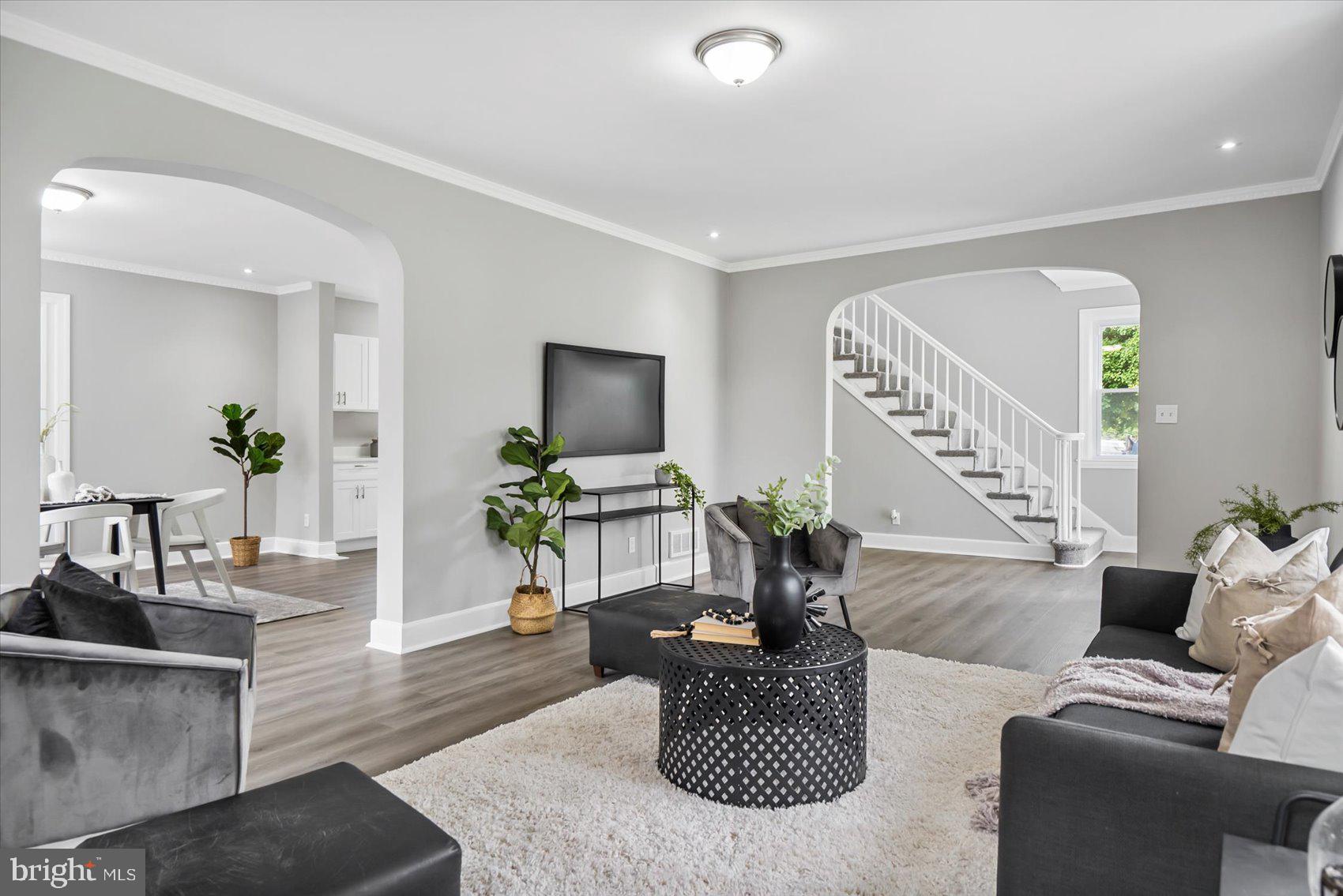 LOCH RAVEN - Residential