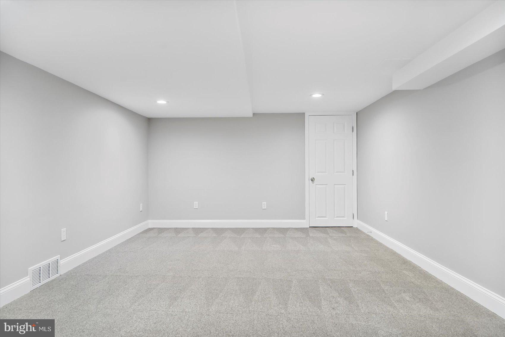 LOCH RAVEN - Residential