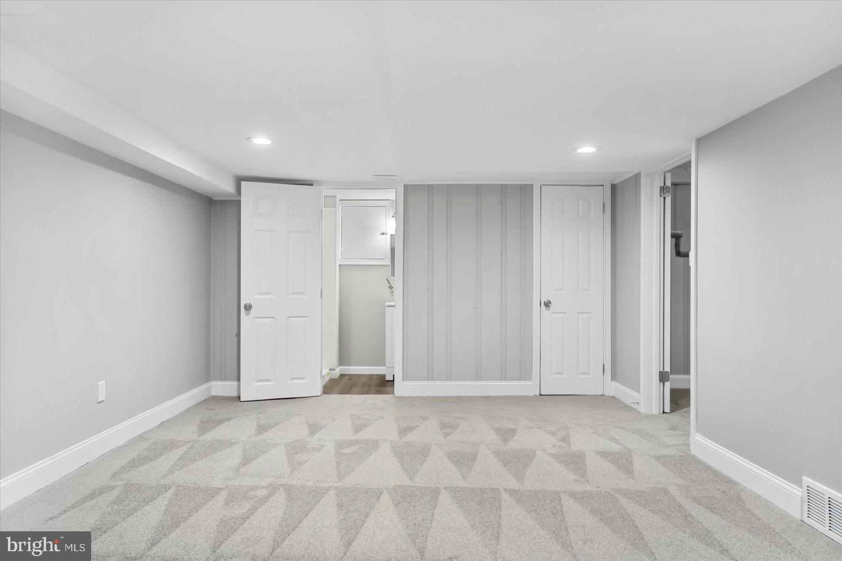 LOCH RAVEN - Residential