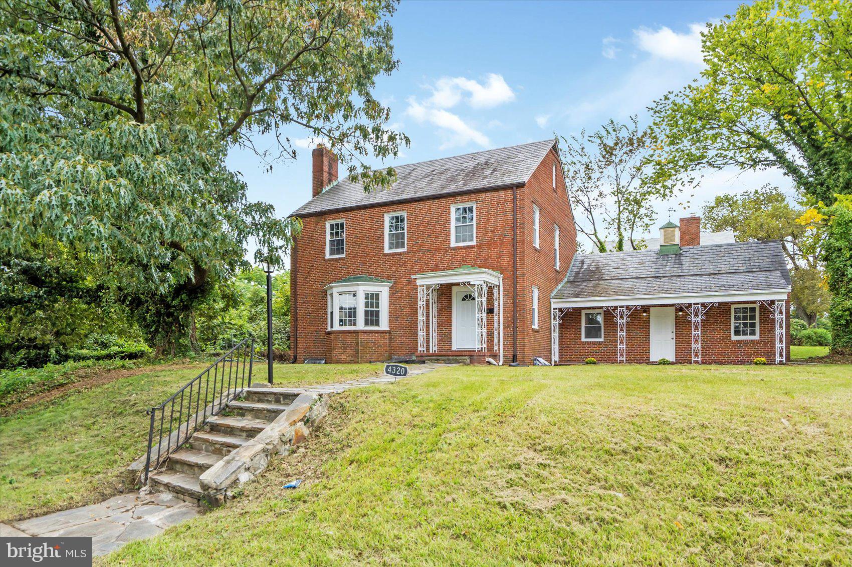 LOCH RAVEN - Residential