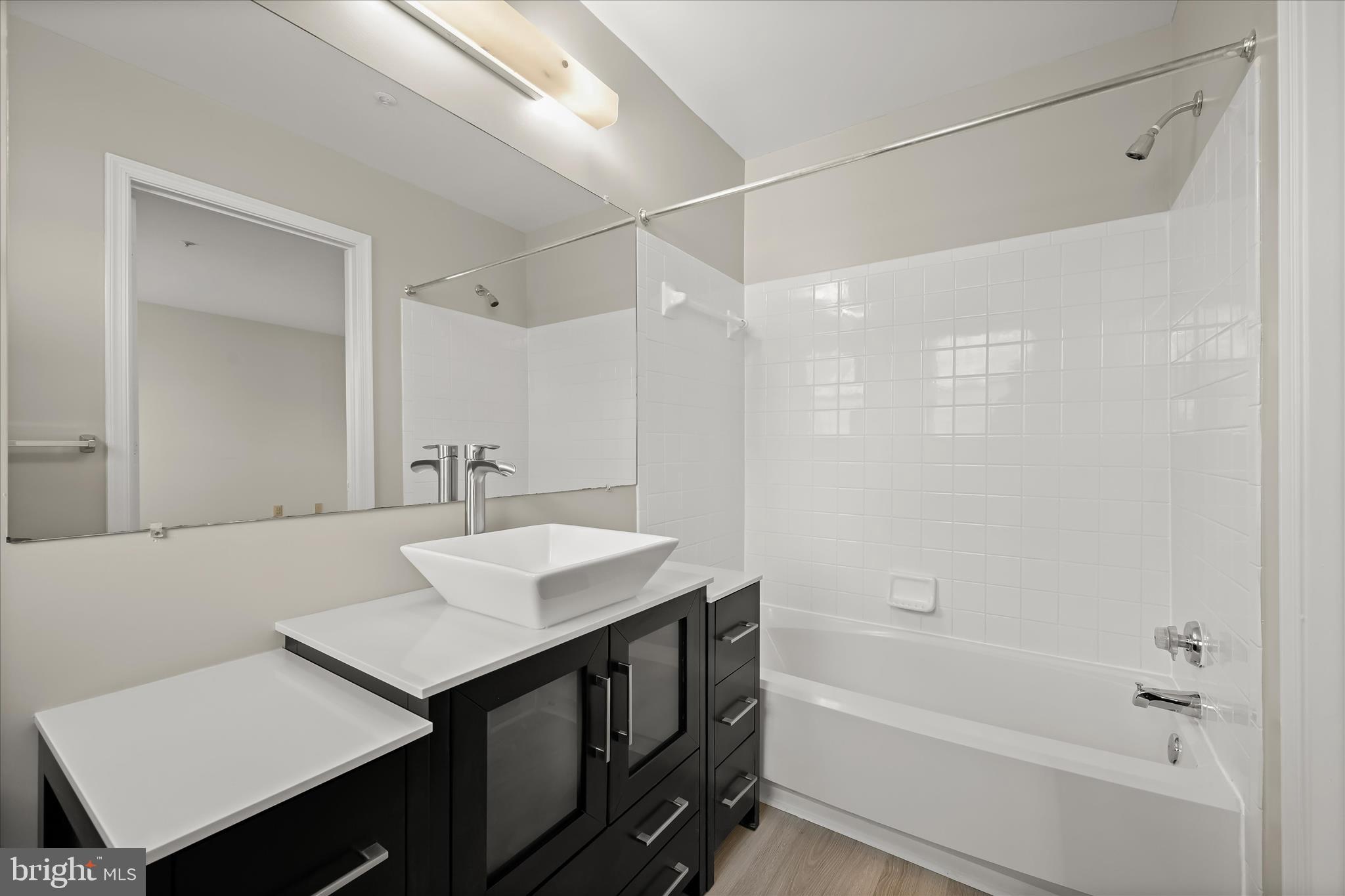 WESTLAKE - Residential