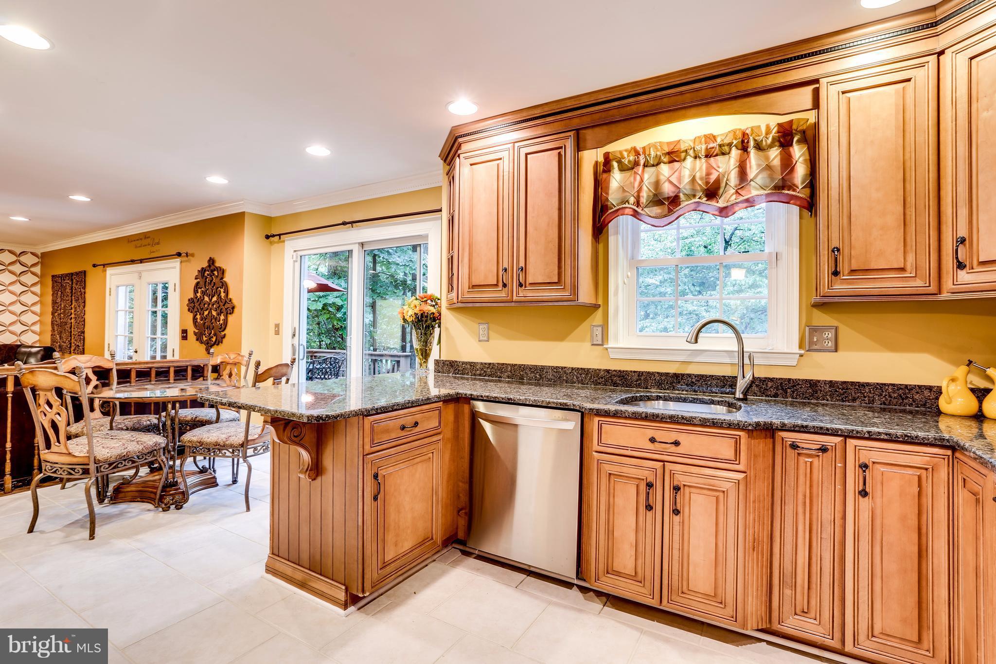 VILLAGE OF HICKORY RIDGE - Residential