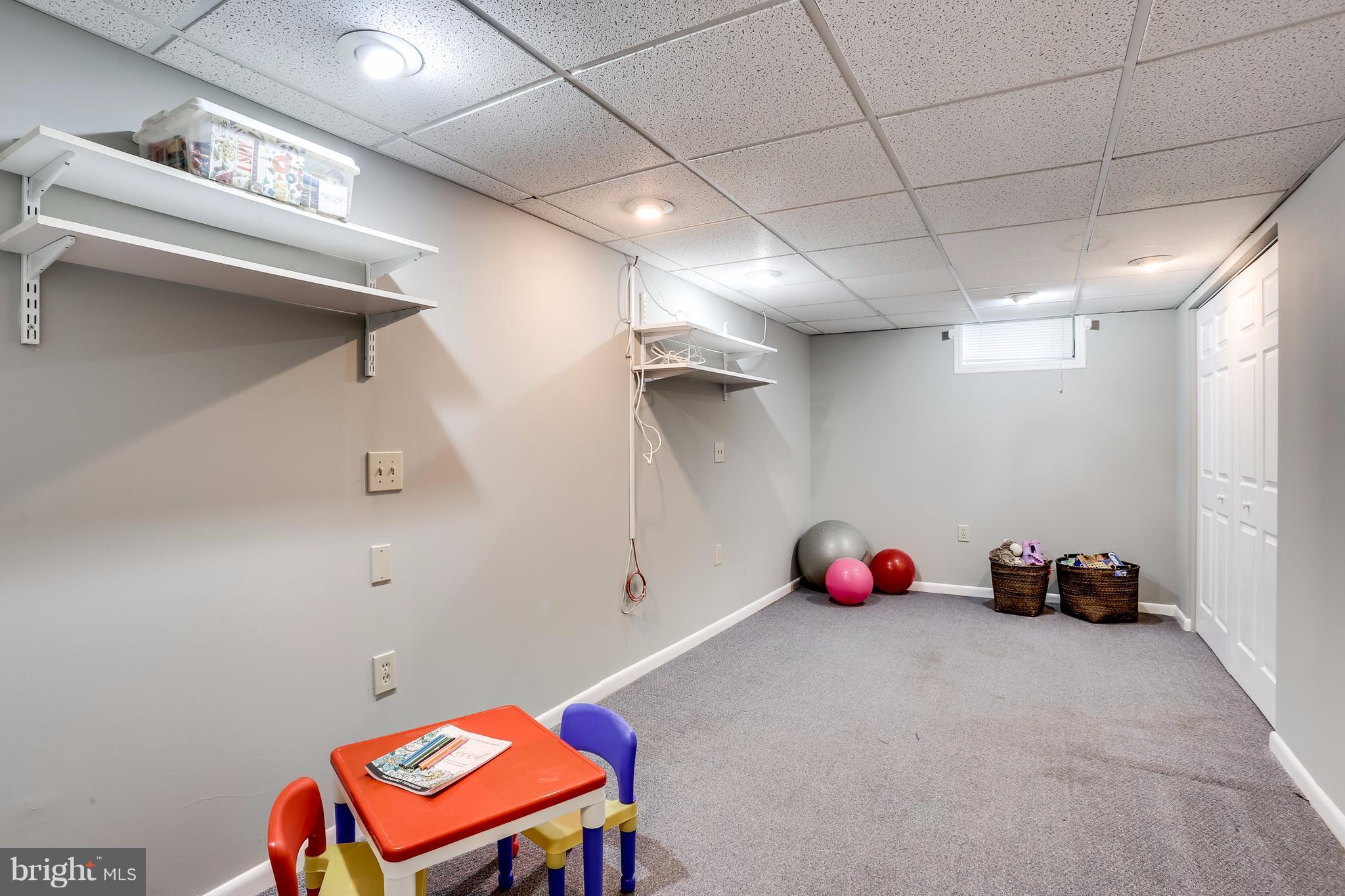 VILLAGE OF HICKORY RIDGE - Residential