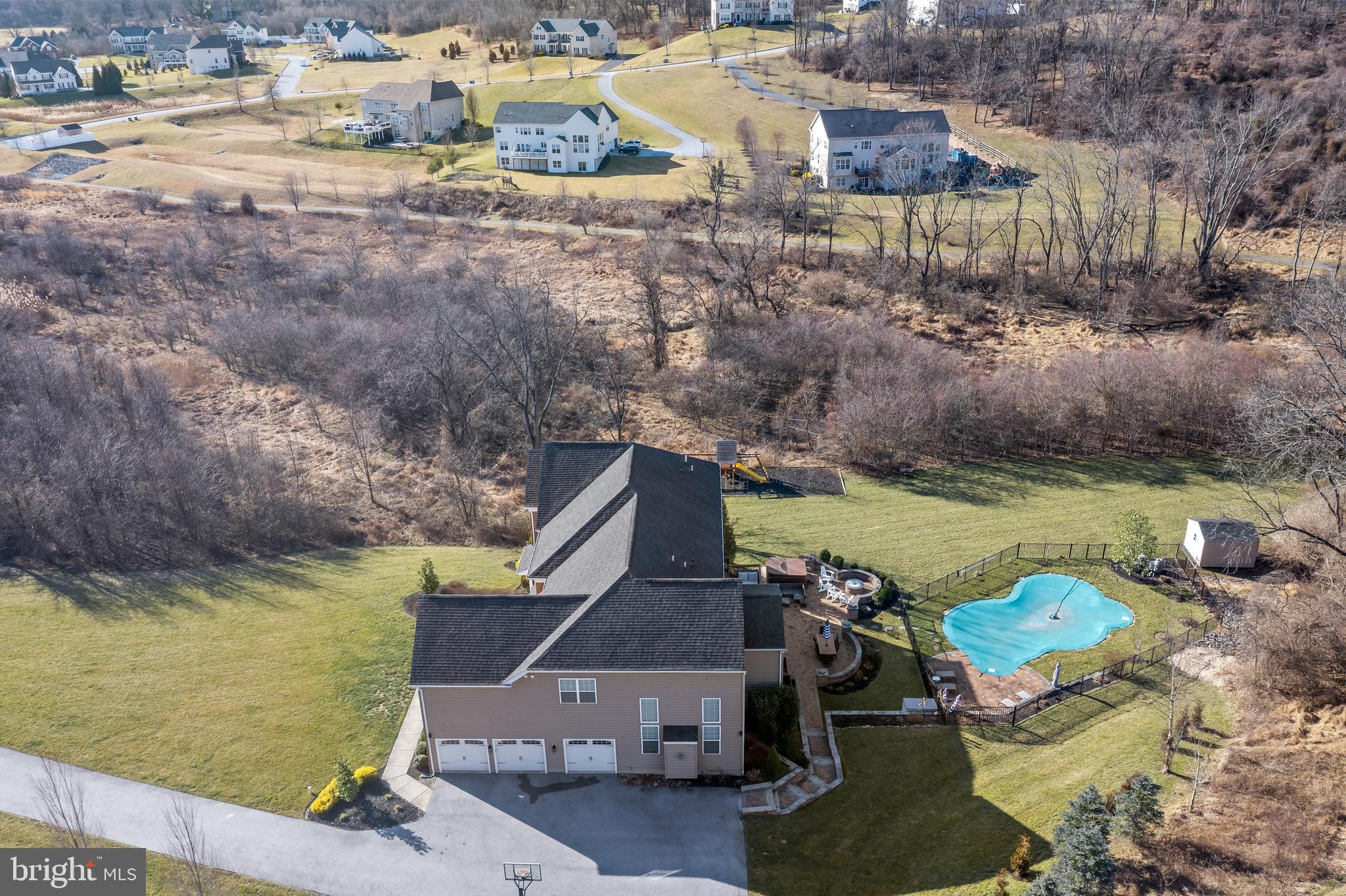 PRESERVEATSQUIRECHEY - Residential