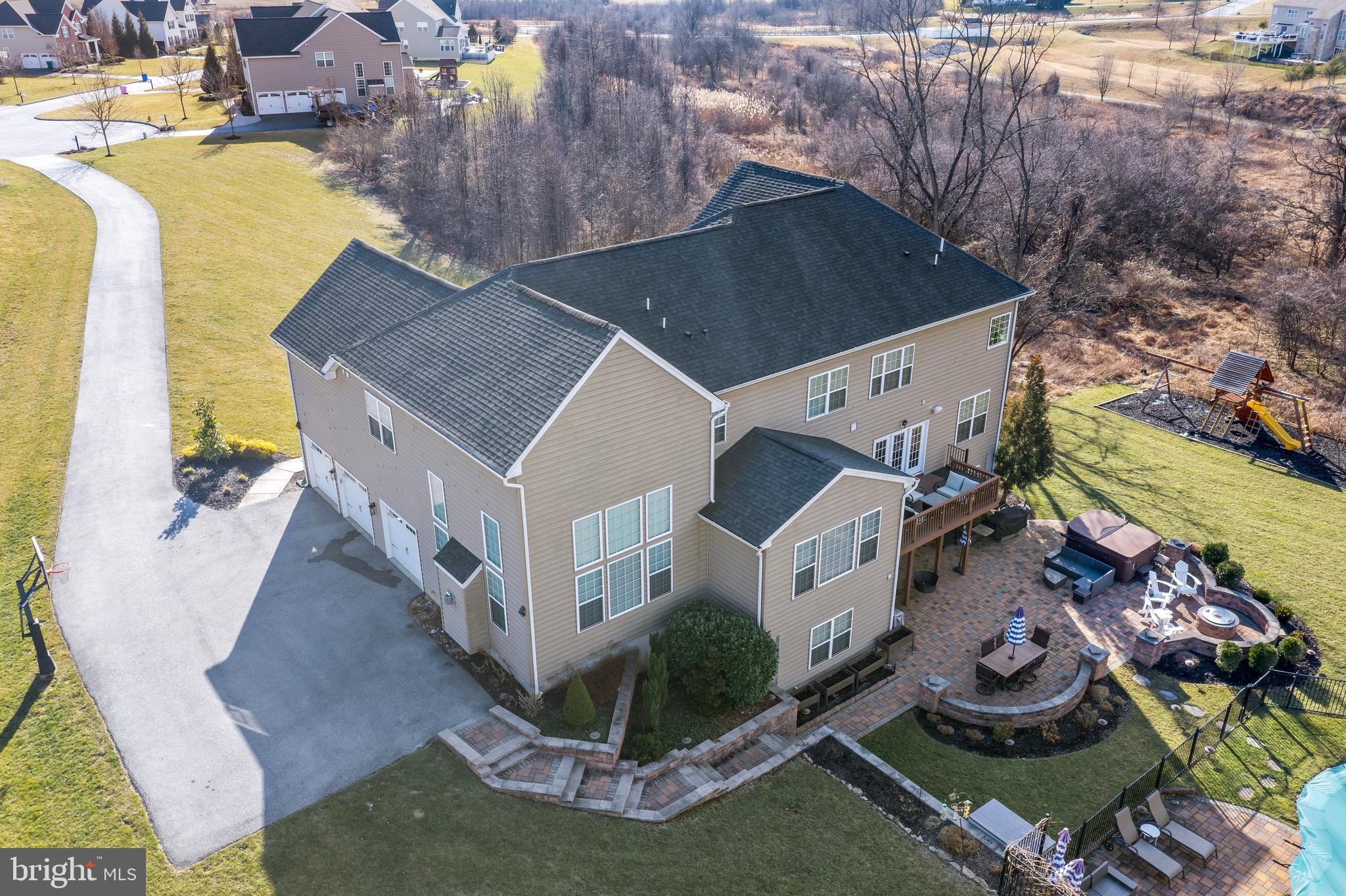 PRESERVEATSQUIRECHEY - Residential