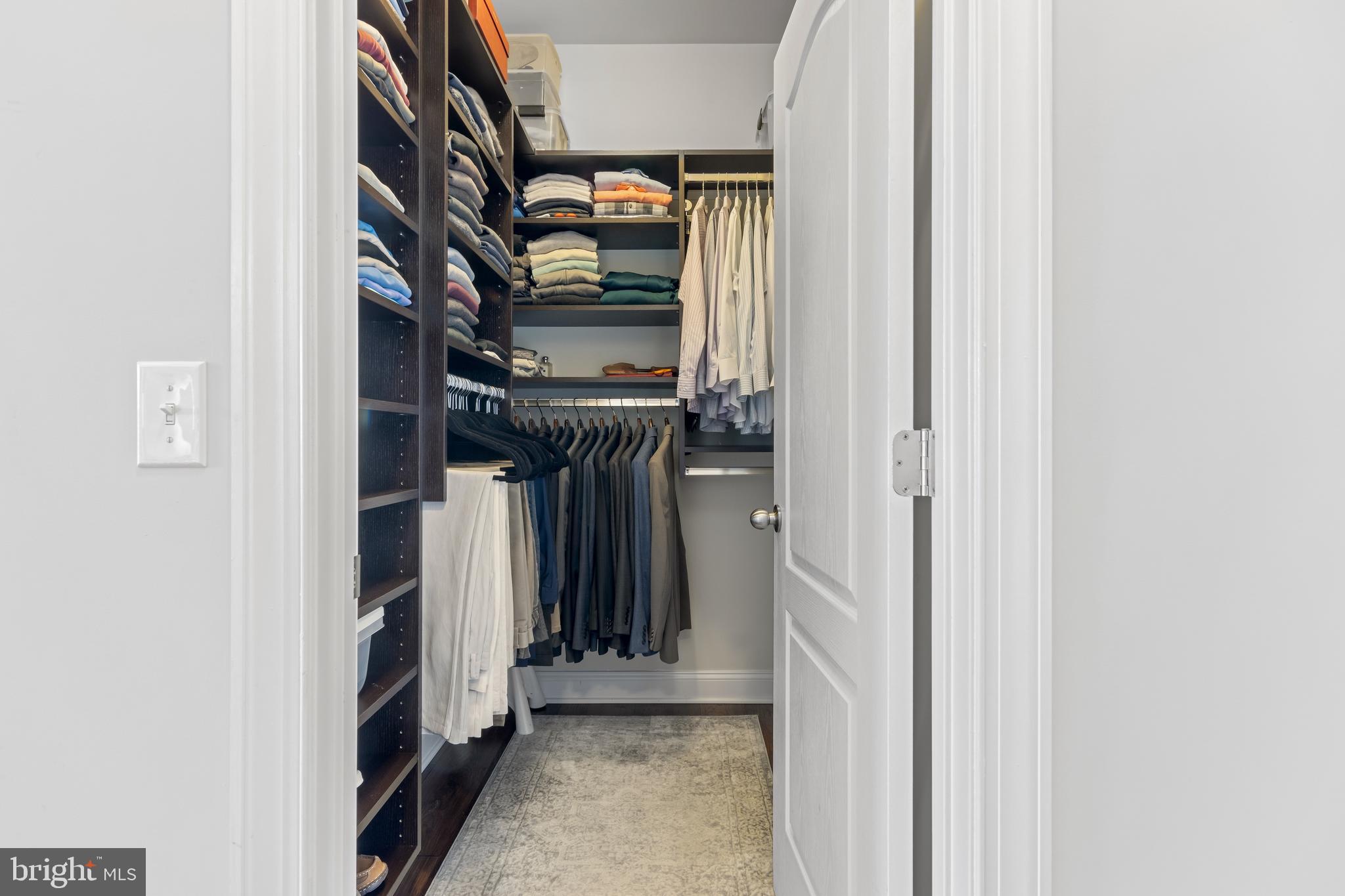 PRESERVEATSQUIRECHEY - Residential