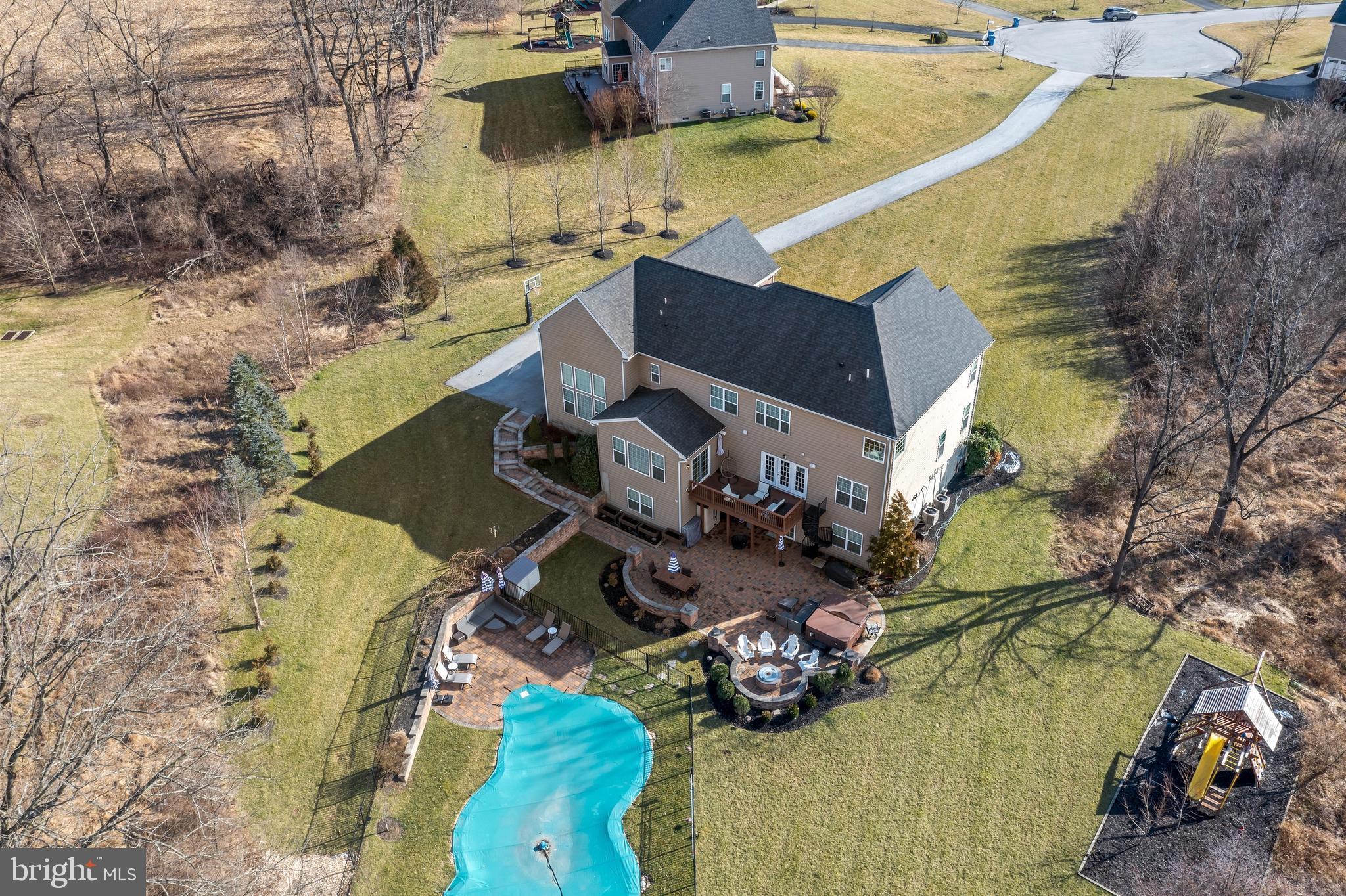 PRESERVEATSQUIRECHEY - Residential