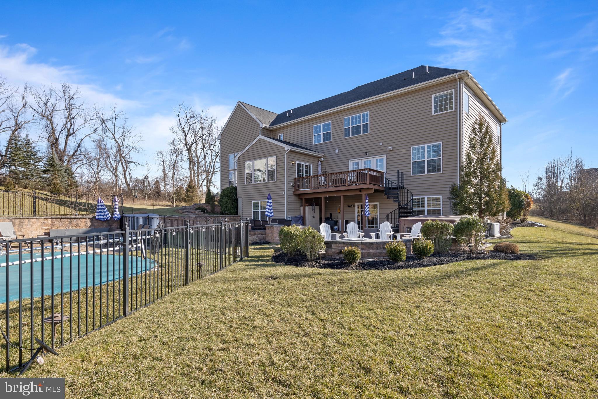 PRESERVEATSQUIRECHEY - Residential