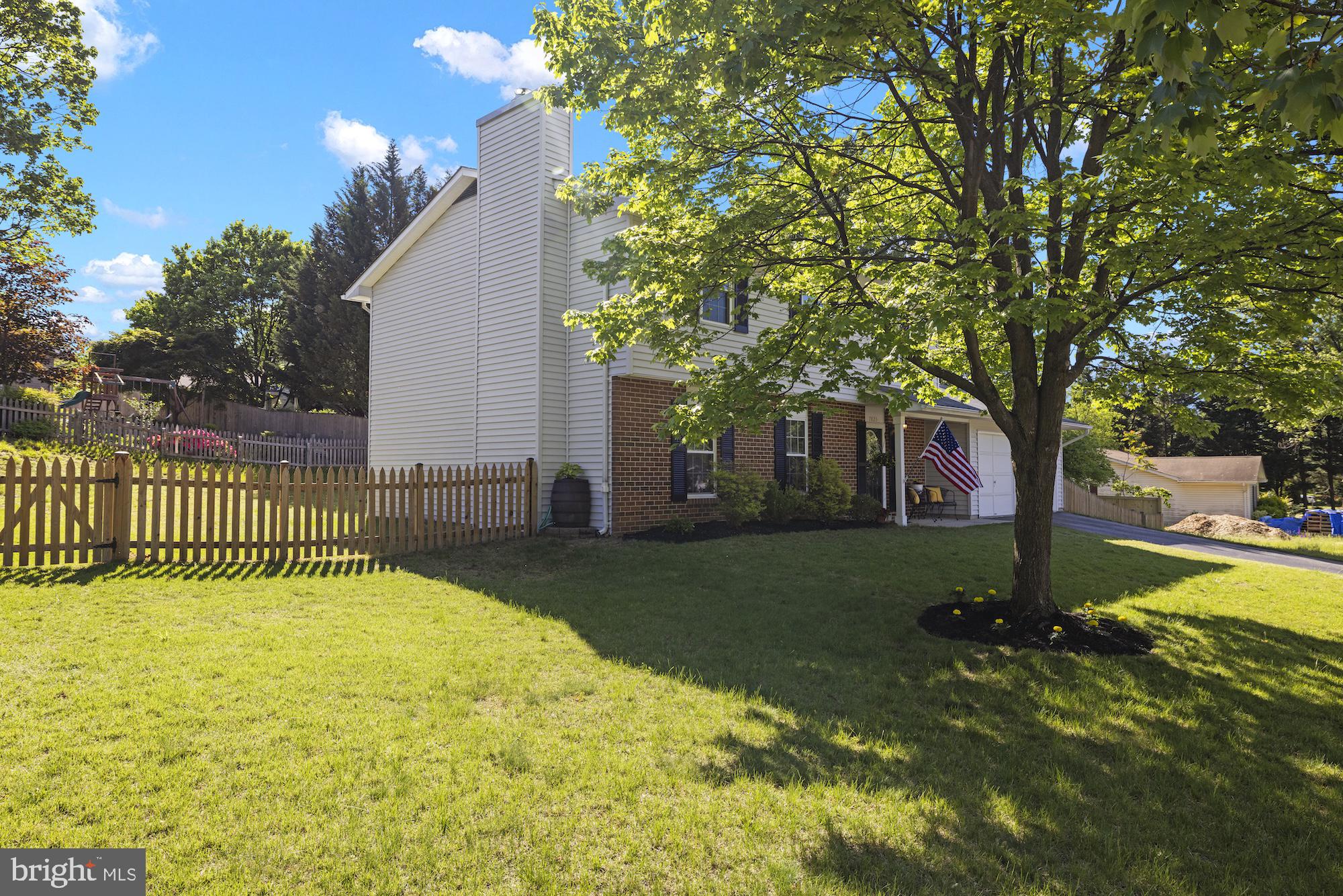 RIDGEFIELD - Residential