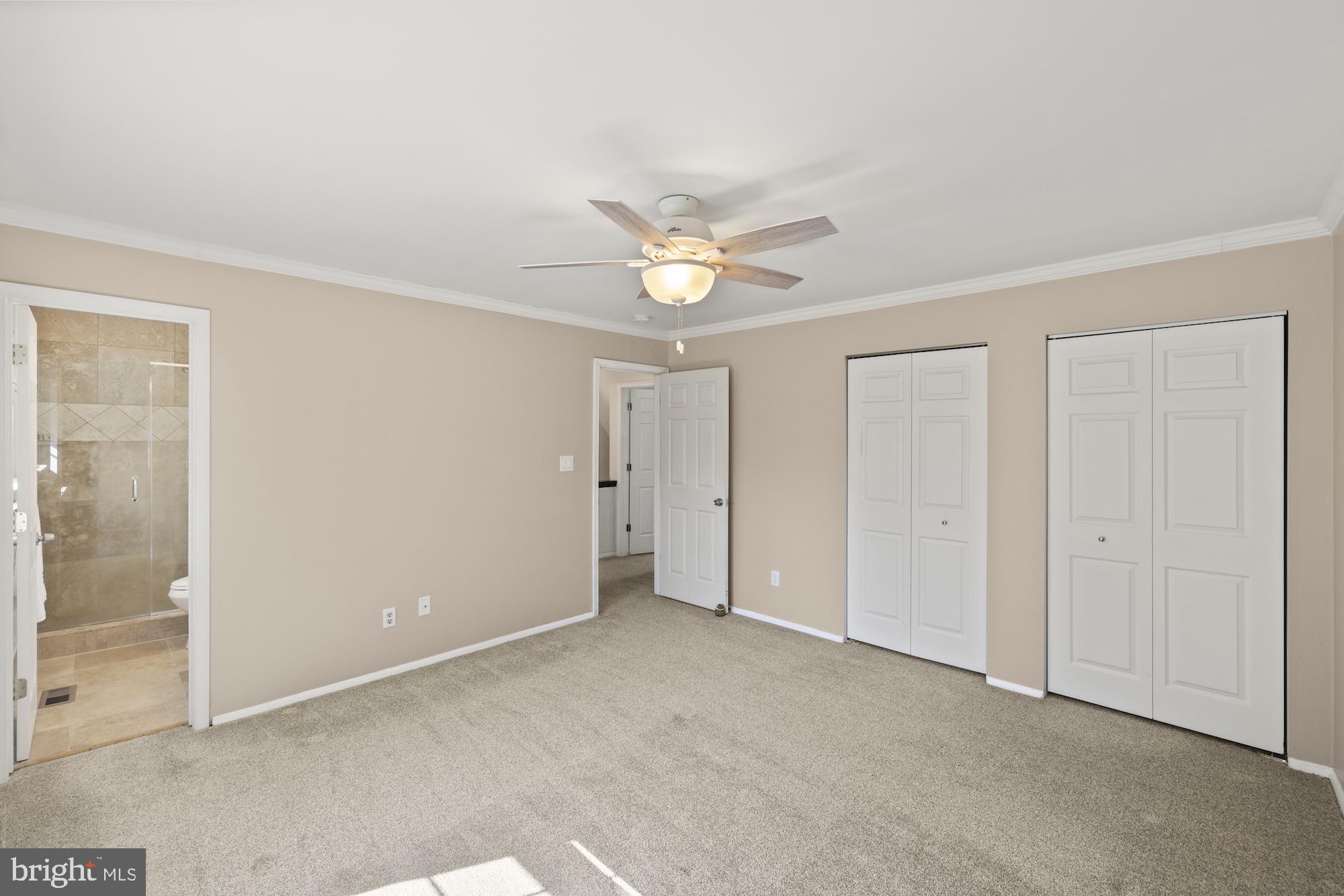 RIDGEFIELD - Residential