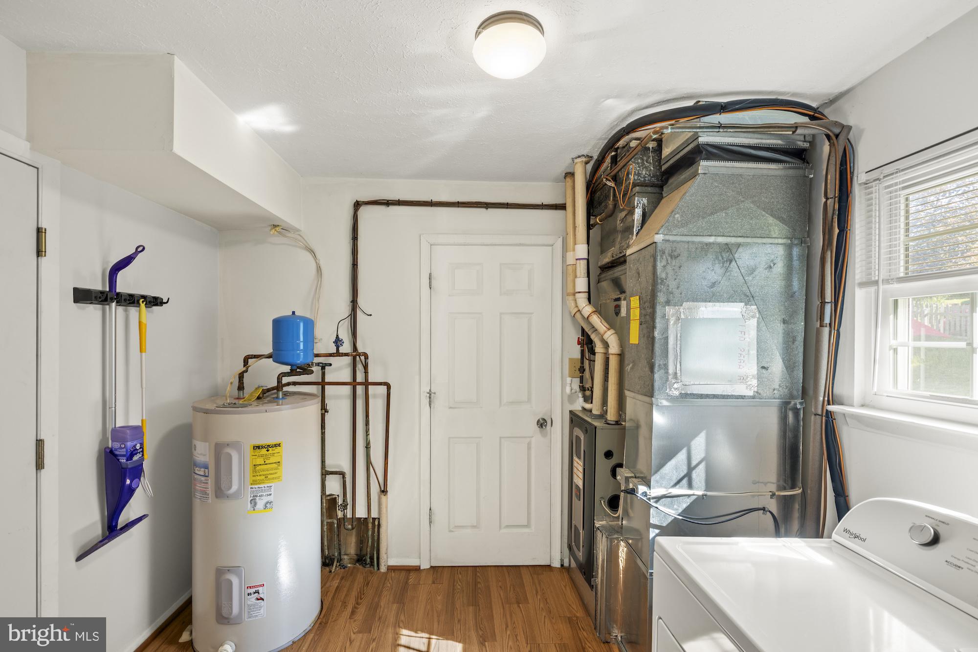 RIDGEFIELD - Residential