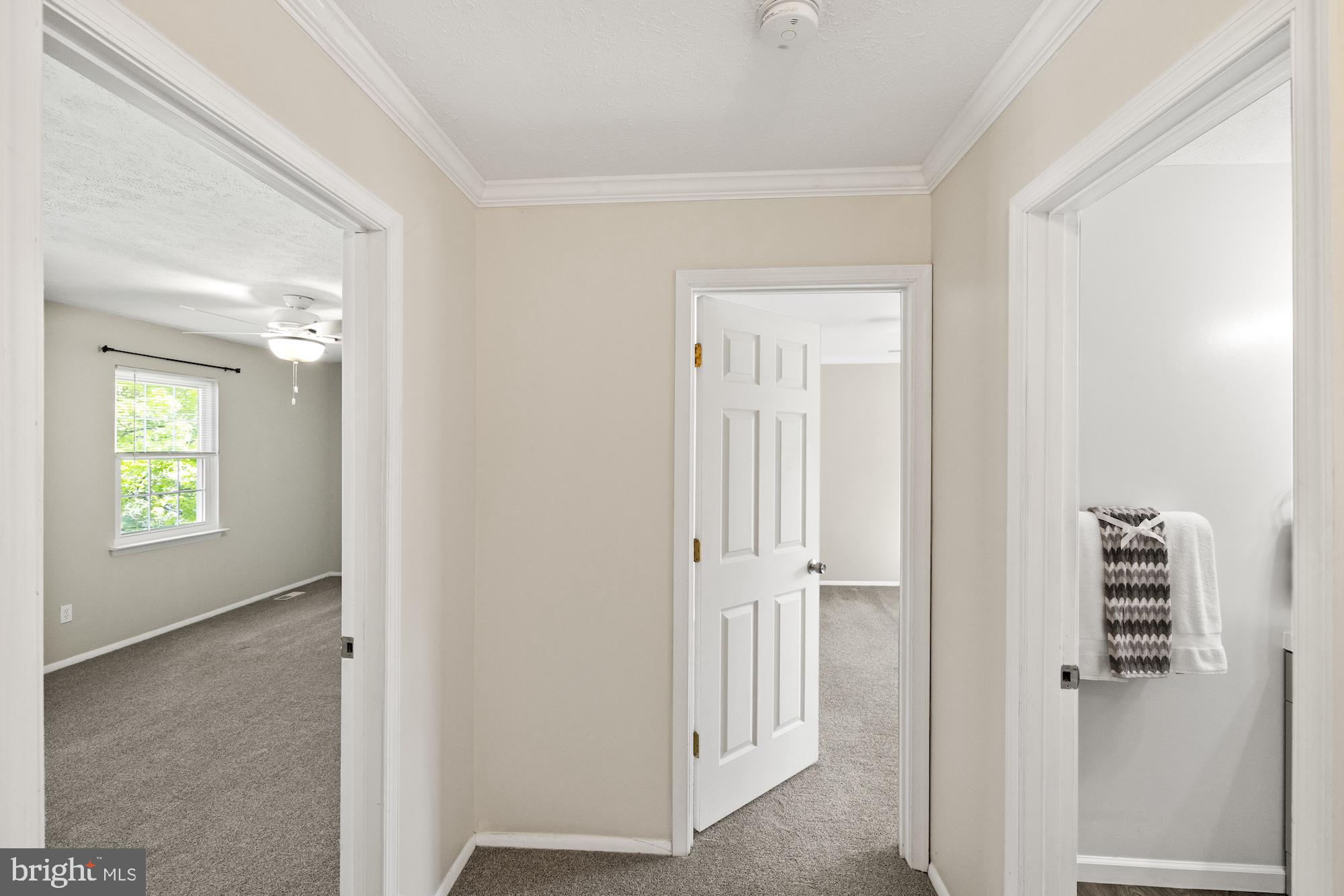 RIDGEFIELD - Residential