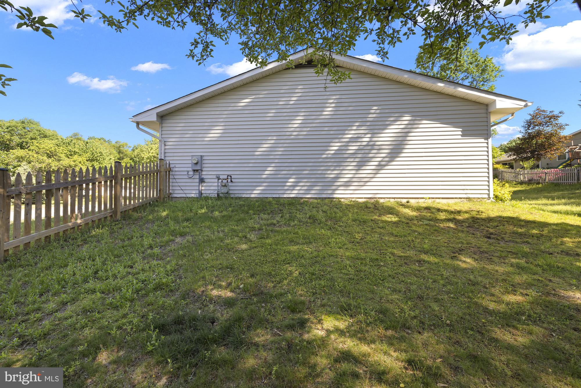 RIDGEFIELD - Residential