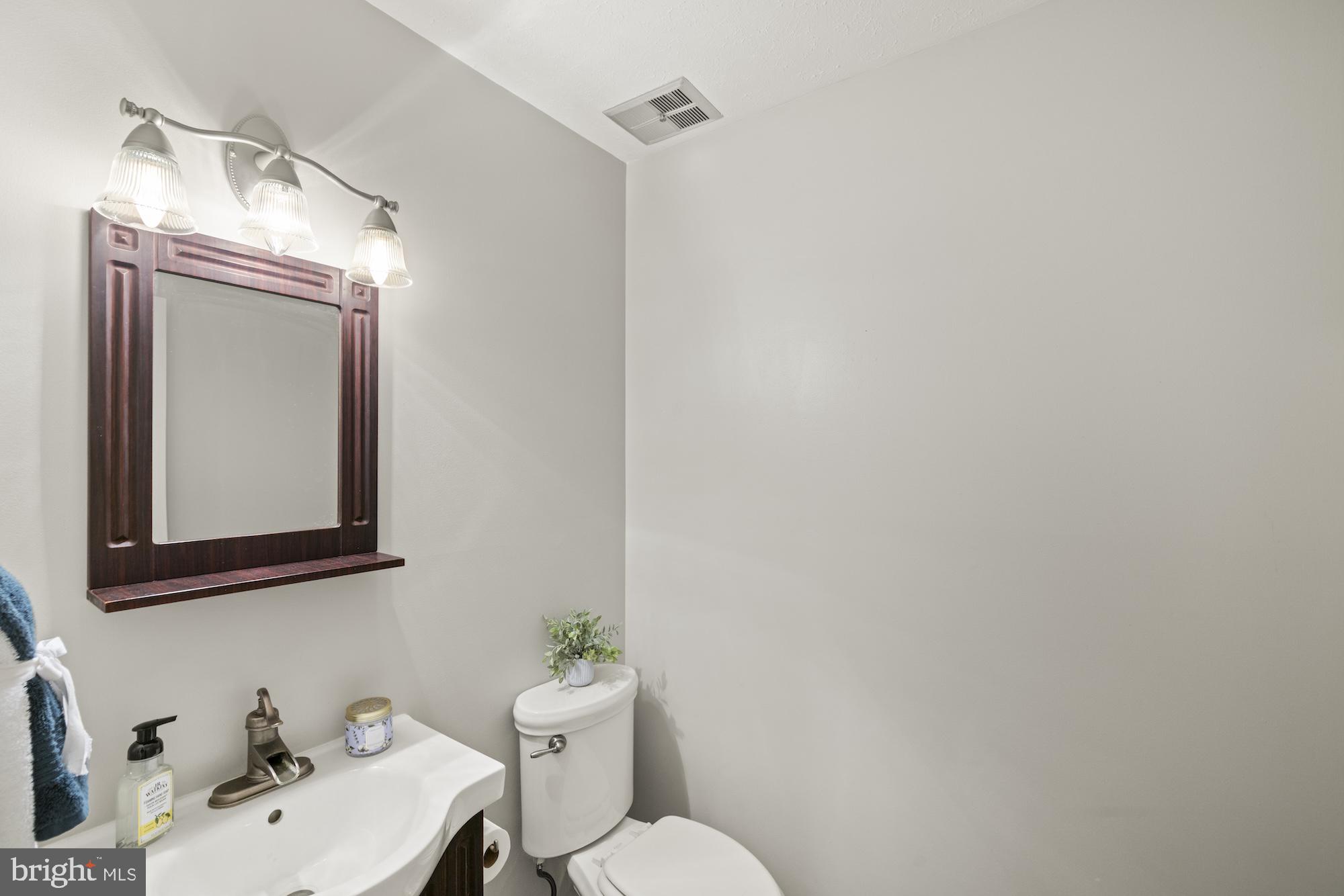 RIDGEFIELD - Residential