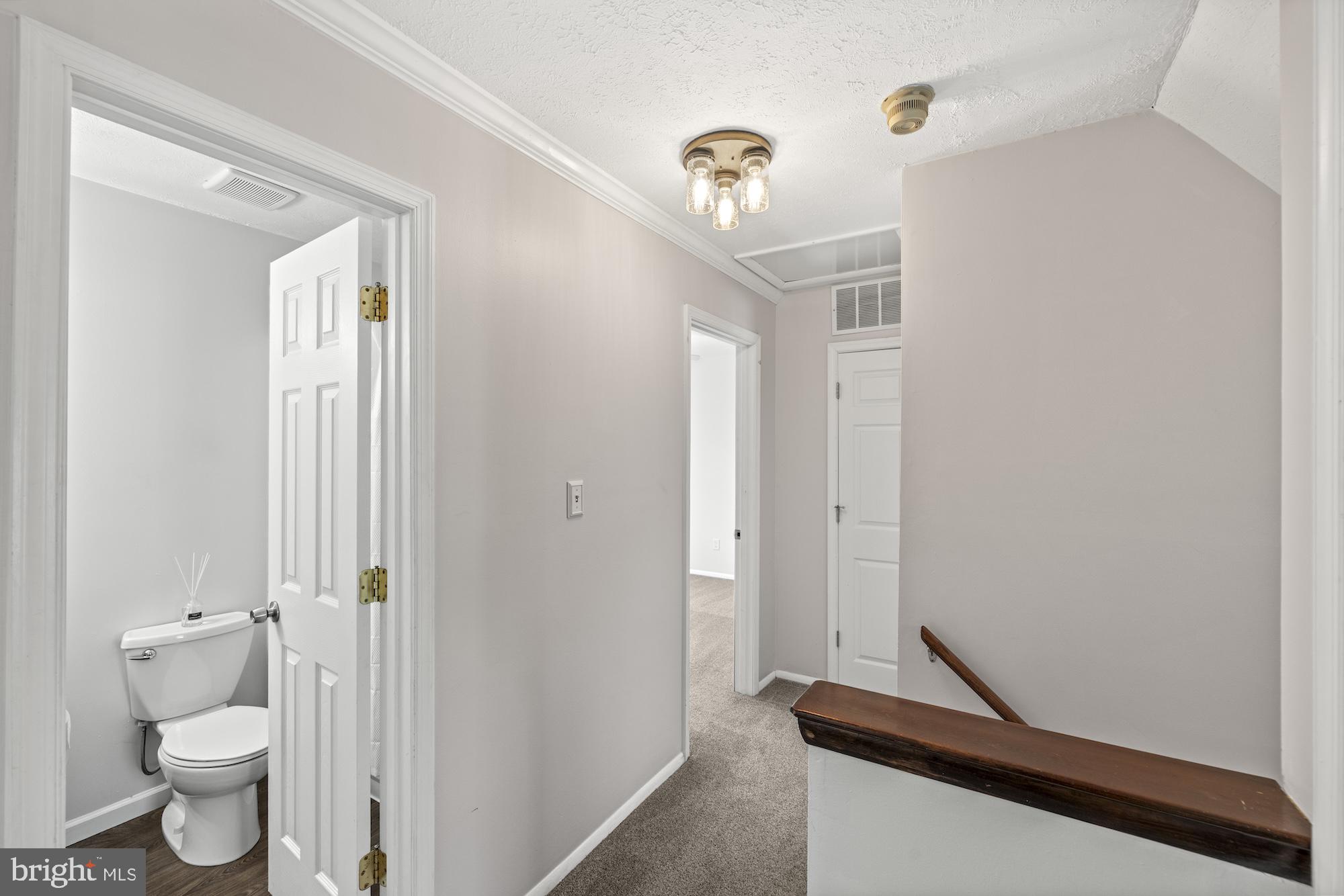 RIDGEFIELD - Residential