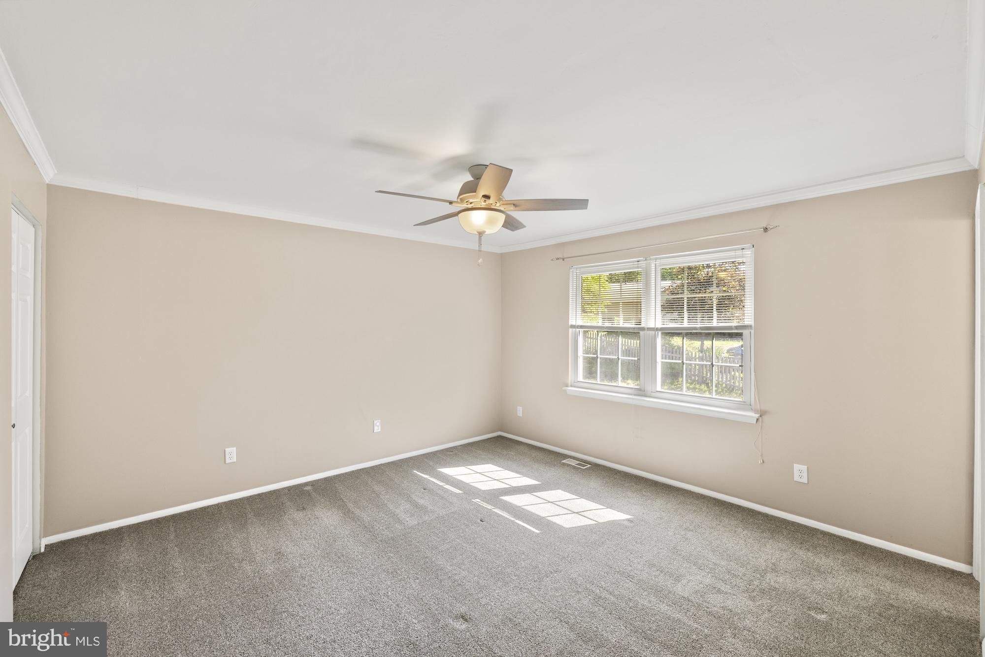 RIDGEFIELD - Residential