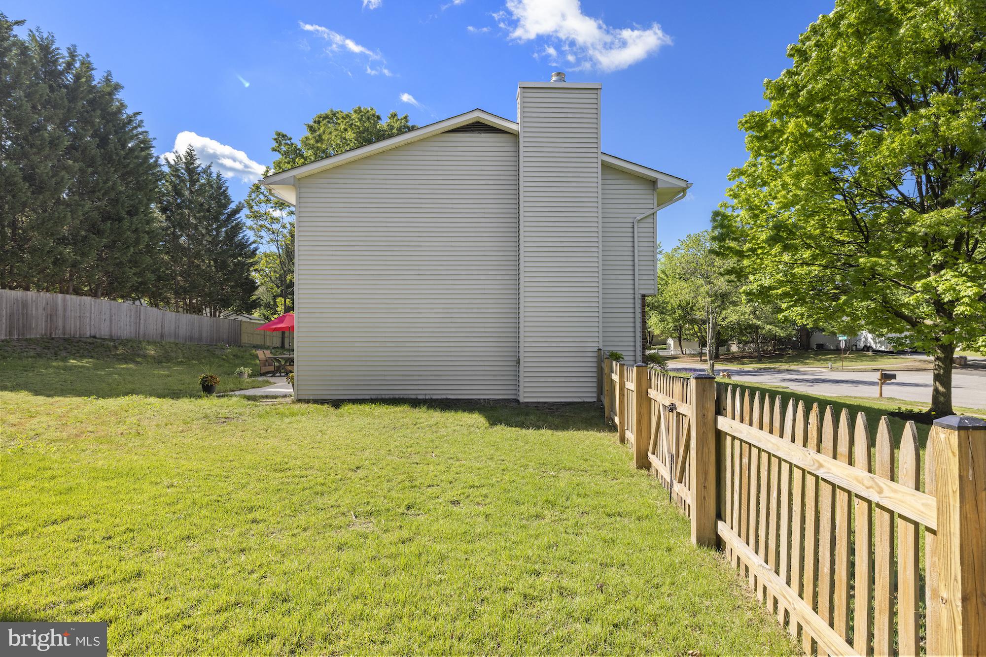 RIDGEFIELD - Residential