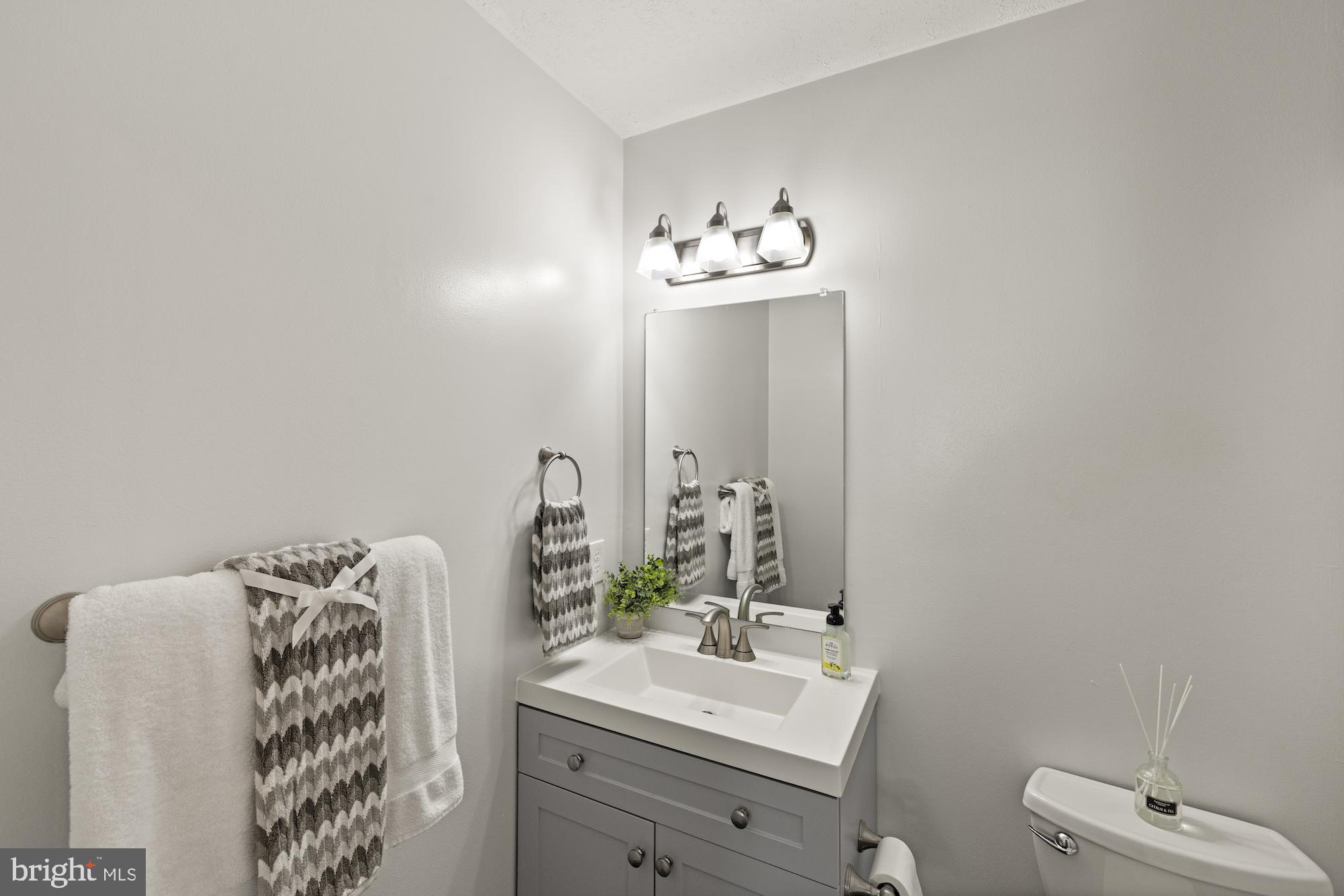 RIDGEFIELD - Residential