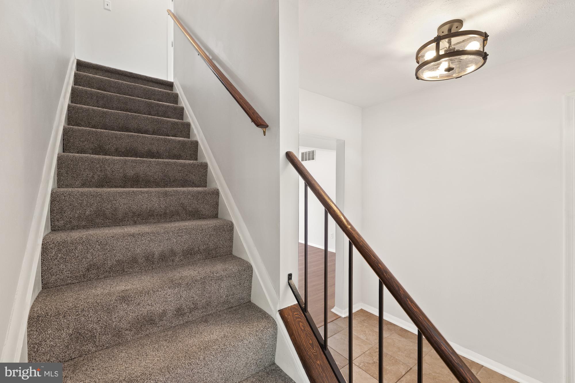 RIDGEFIELD - Residential