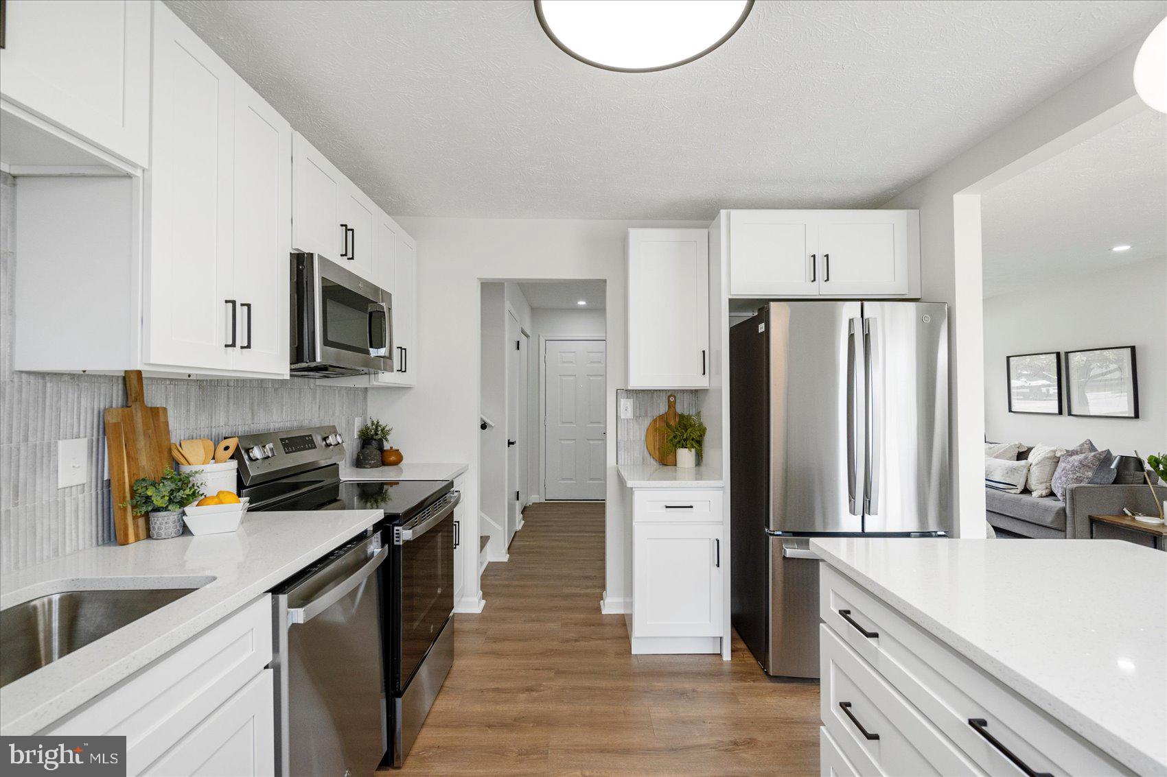 LAWNWOOD - Residential