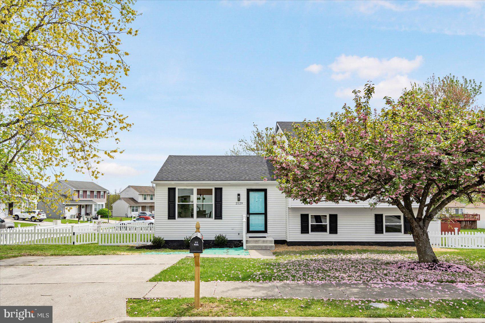 LAWNWOOD - Residential