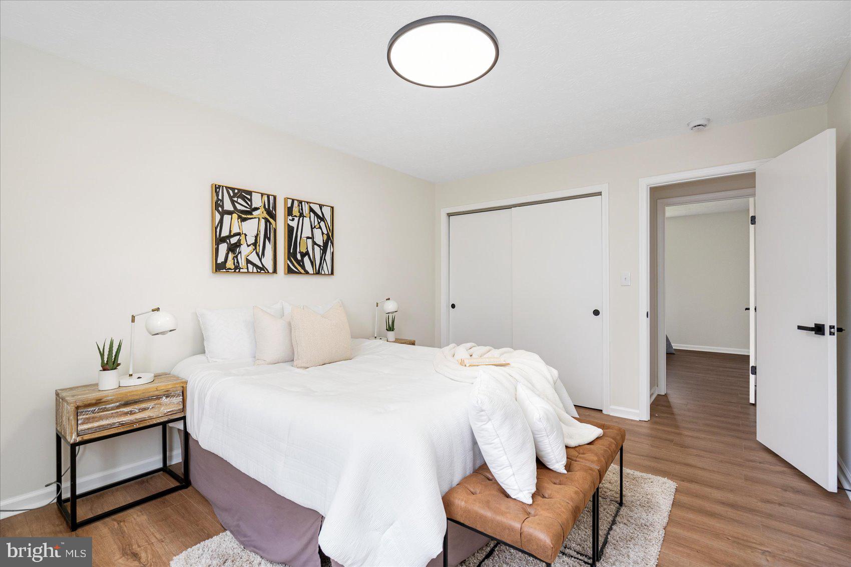 LAWNWOOD - Residential