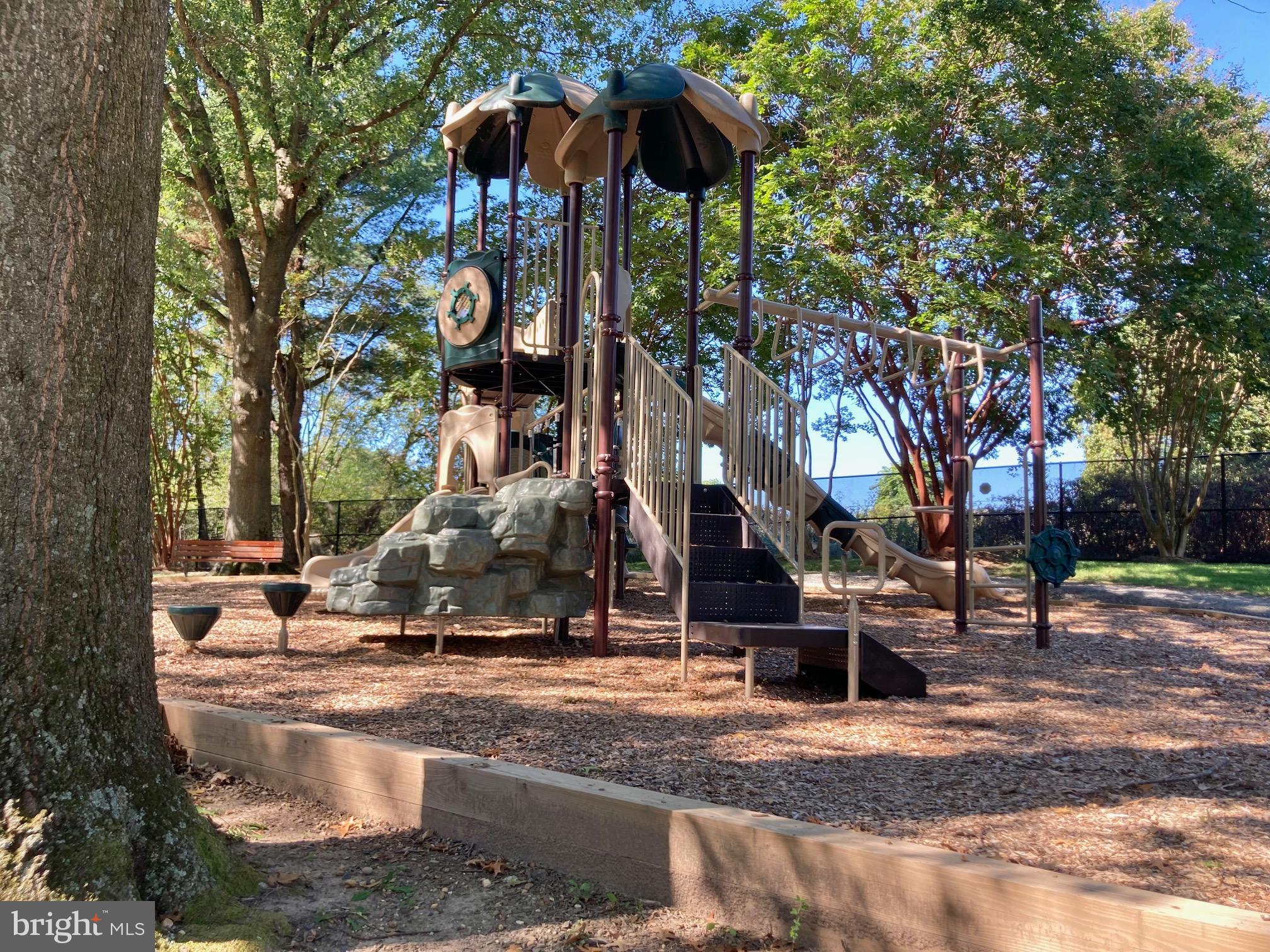 MONTEBELLO - Residential Lease