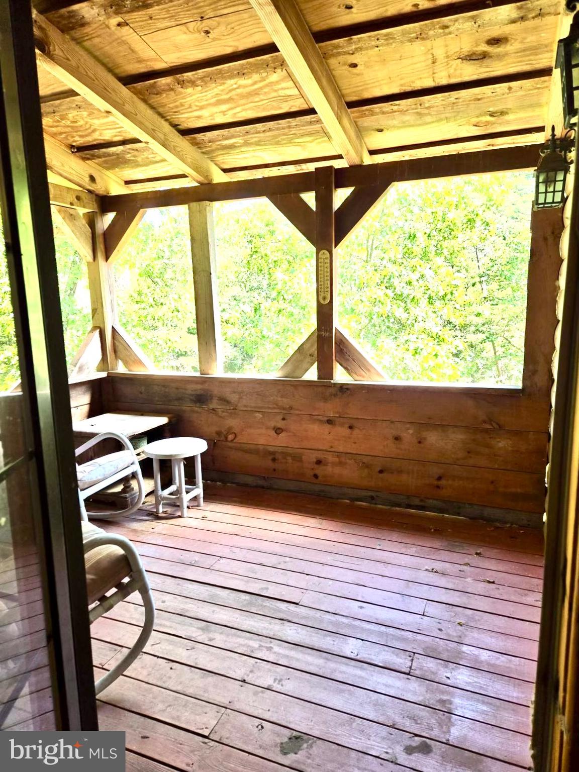 SMOKE HOLE ROAD - Residential