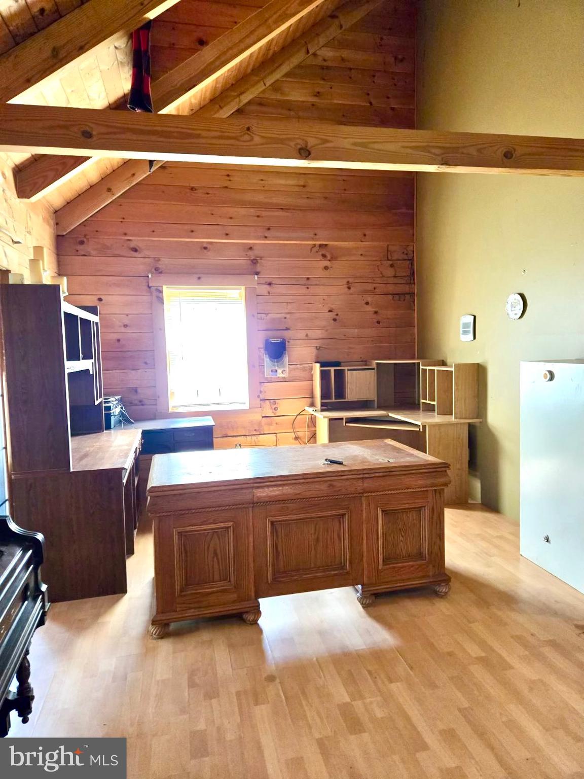 SMOKE HOLE ROAD - Residential