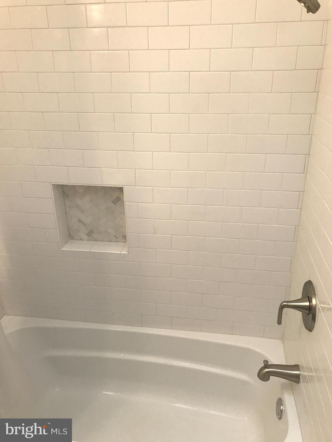 HUME SPRINGS - Residential Lease