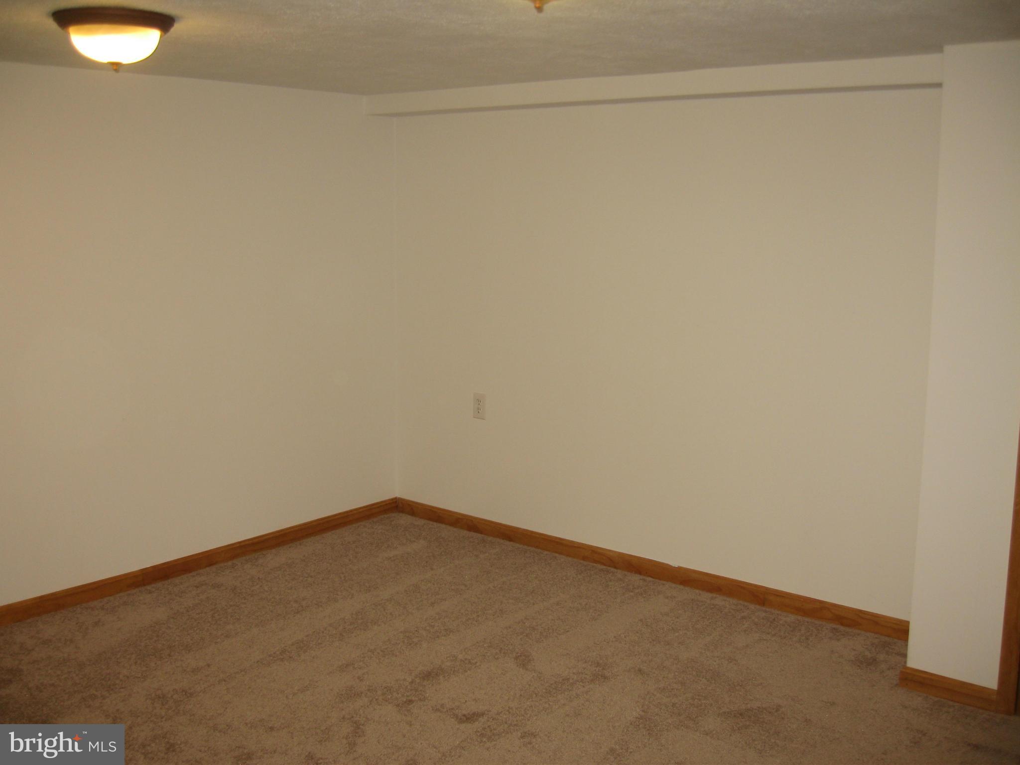 CHARLESMONT - Residential