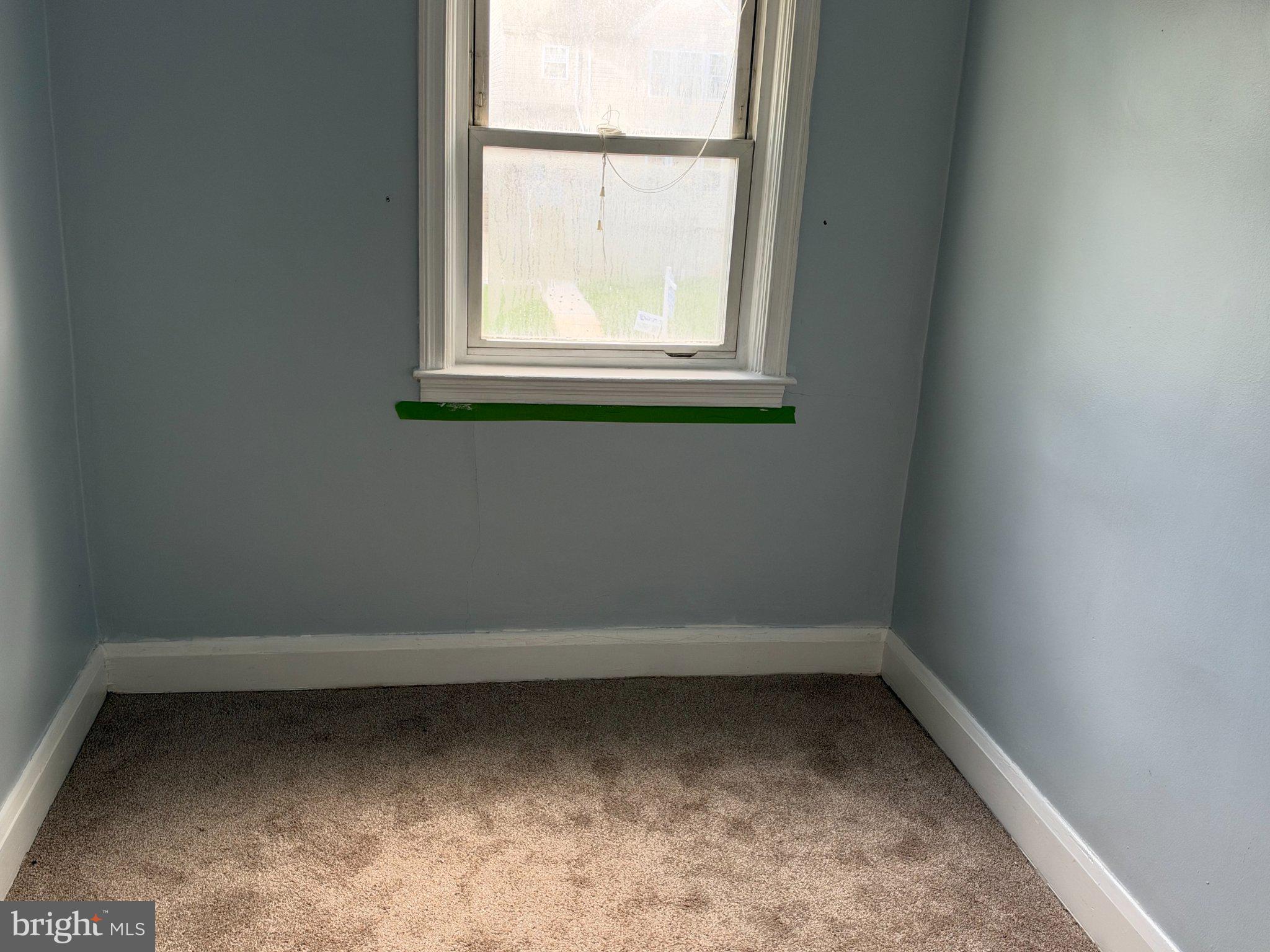 216 W EDGEVALE ROAD