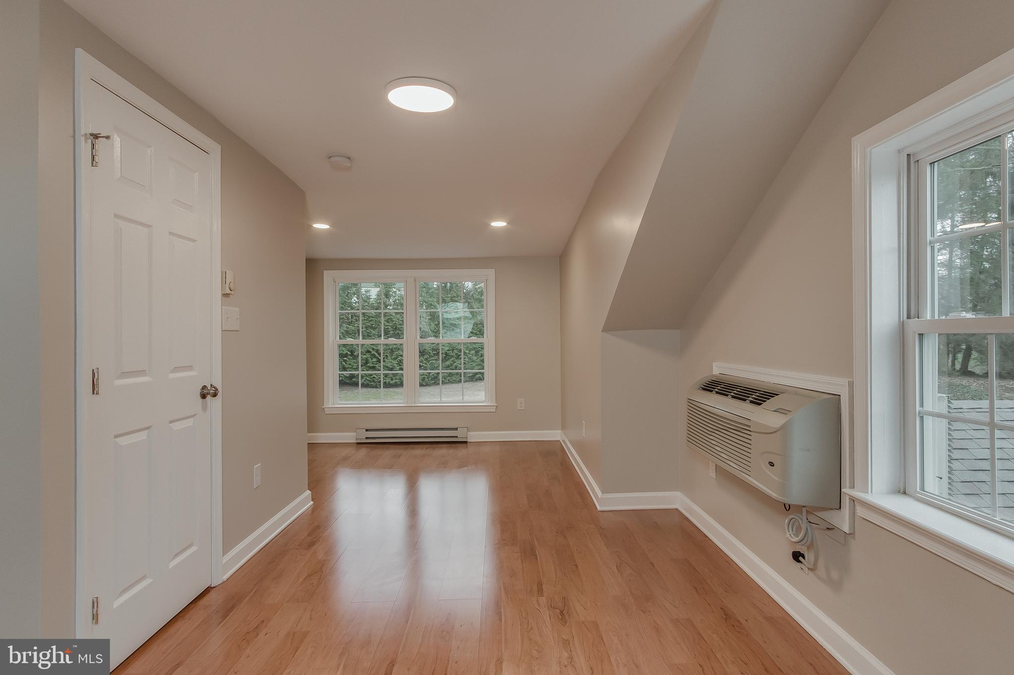 FOUNTAIN HEAD - Residential