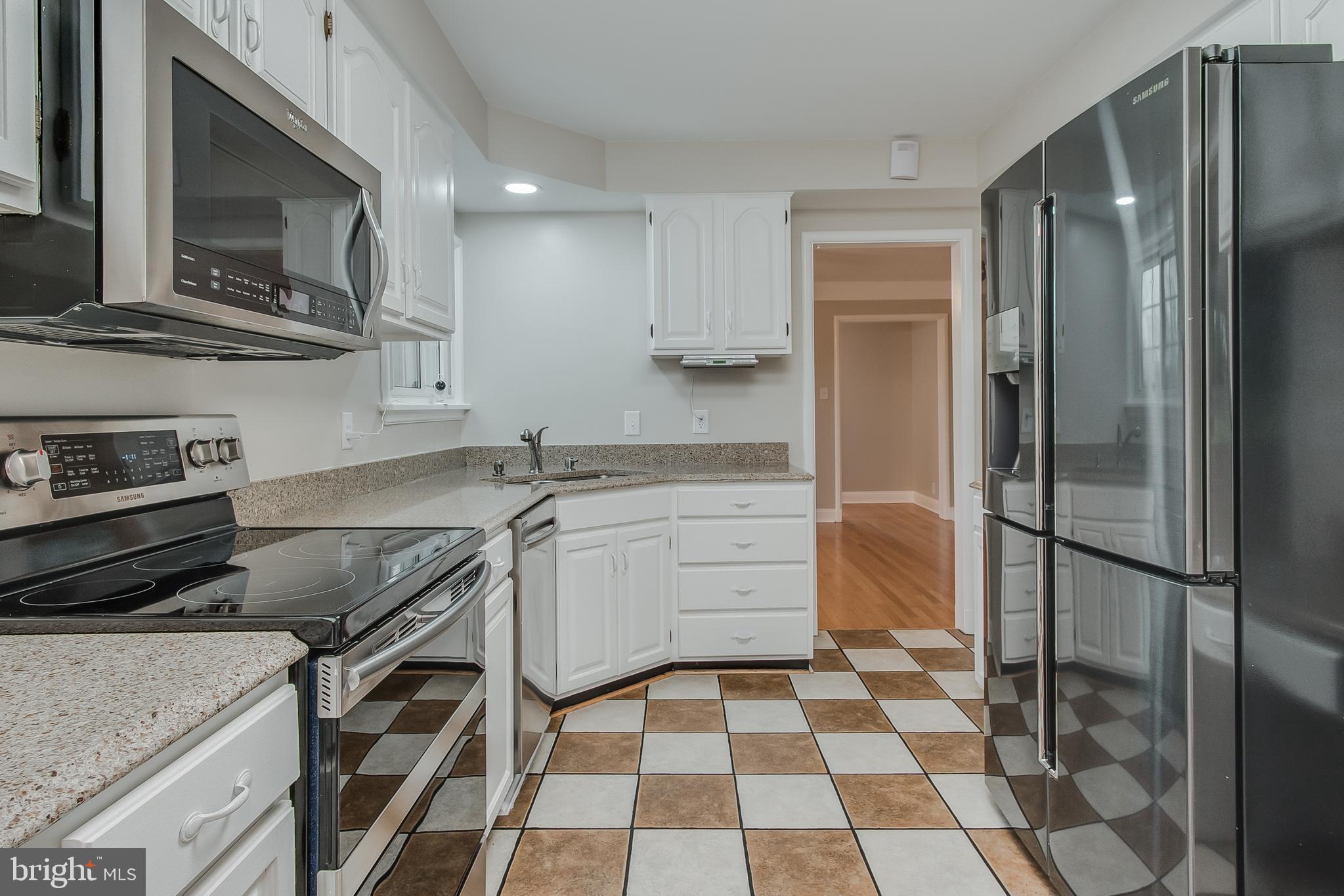 FOUNTAIN HEAD - Residential