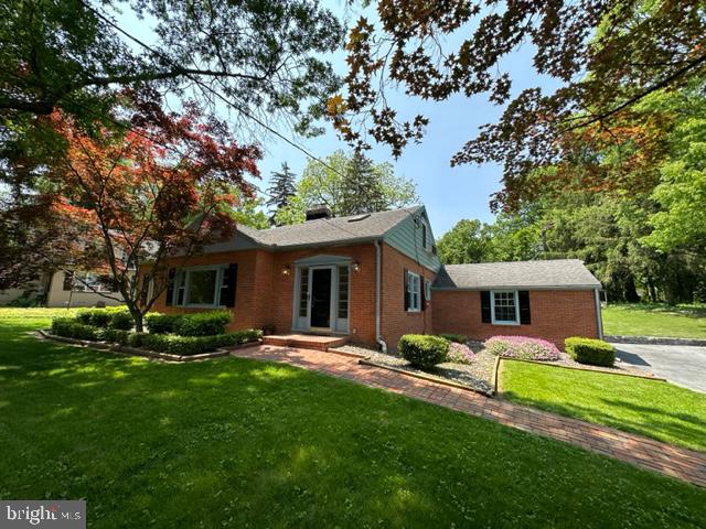 FOUNTAIN HEAD - Residential