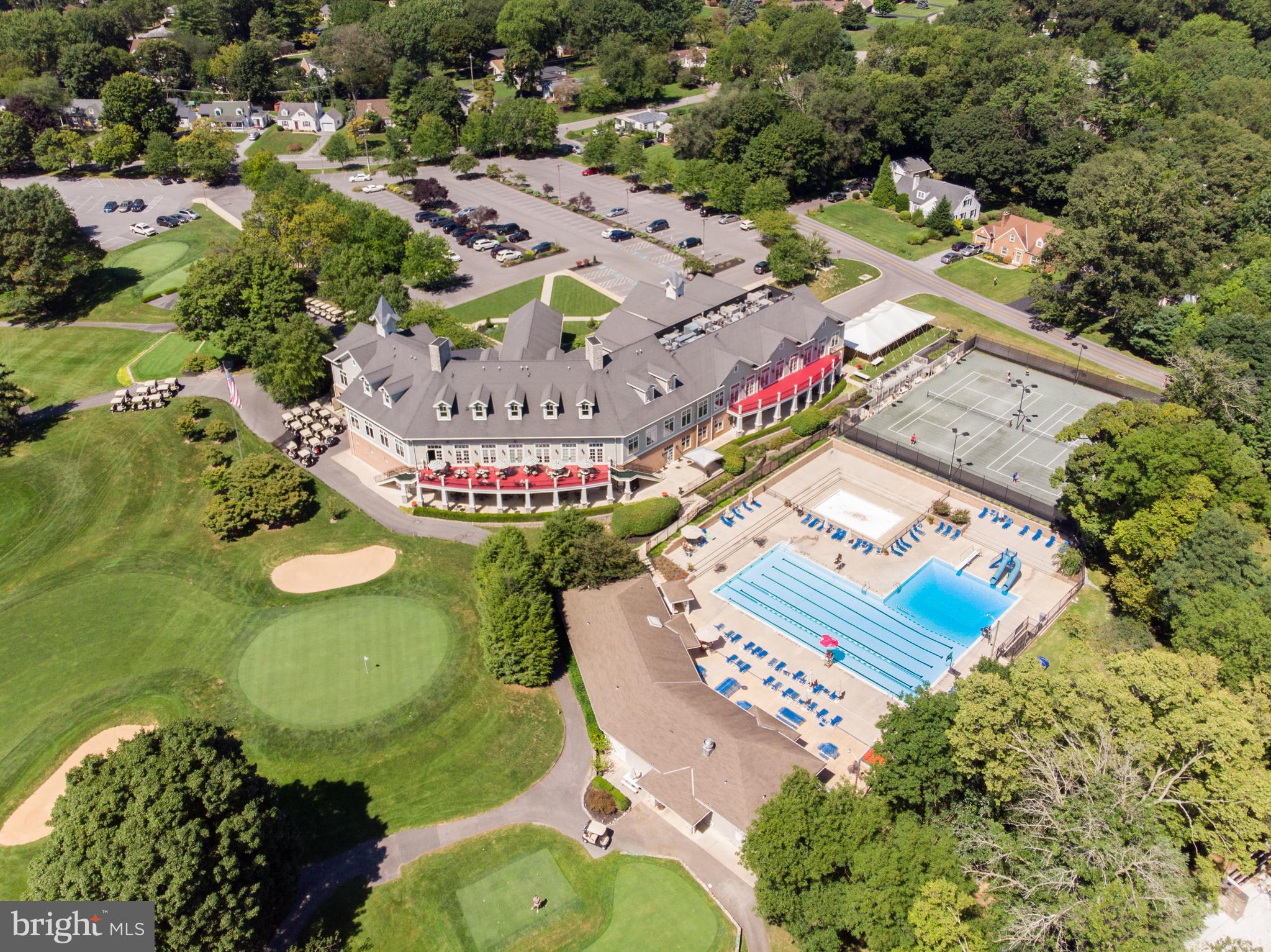 FOUNTAIN HEAD - Residential