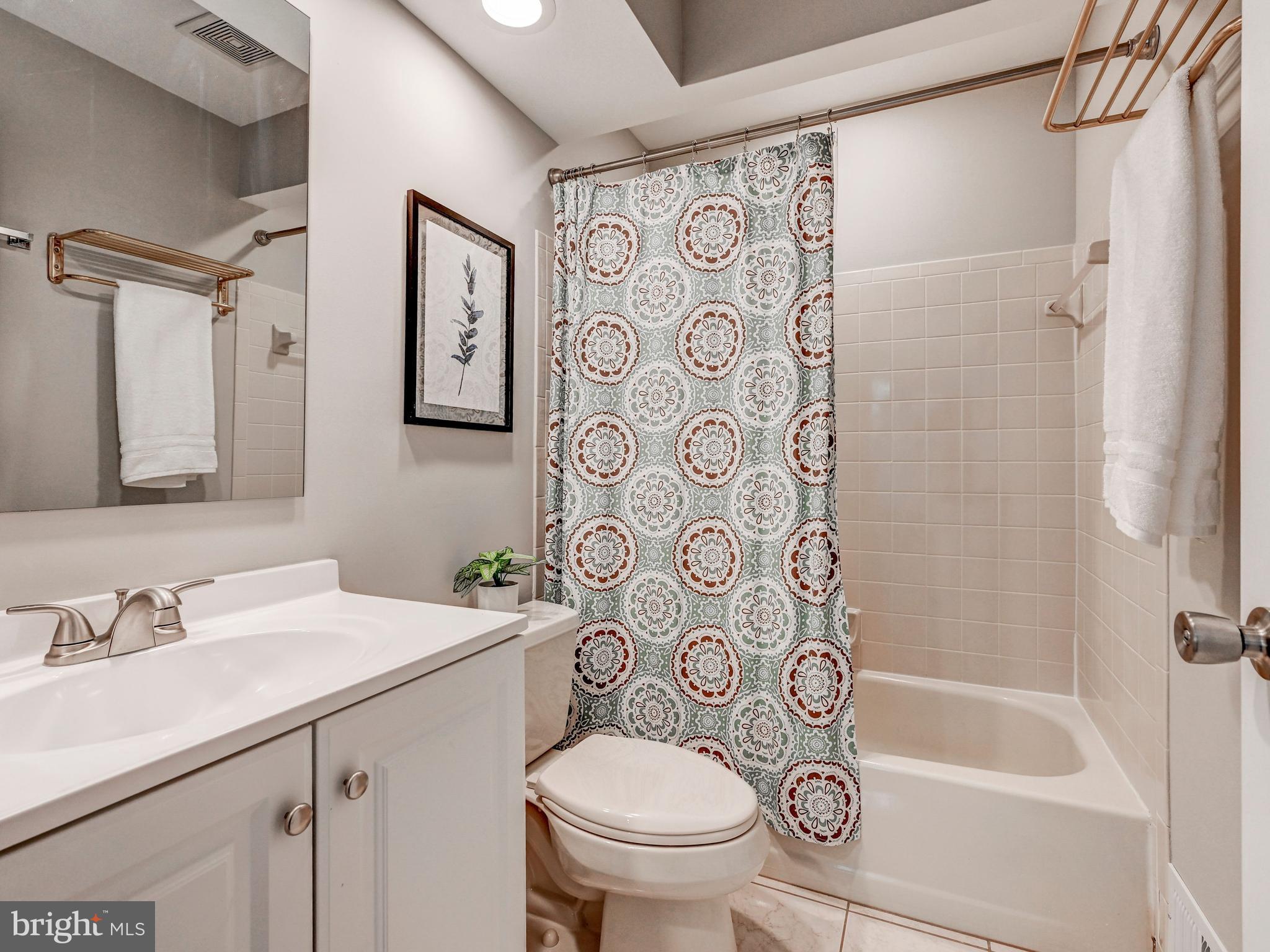 BOWLING BROOK FARMS - Residential