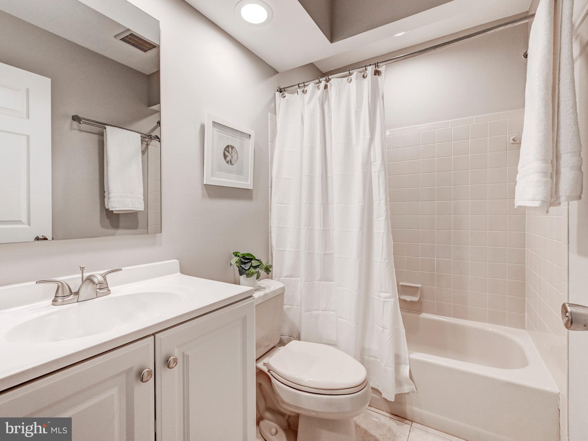 BOWLING BROOK FARMS - Residential