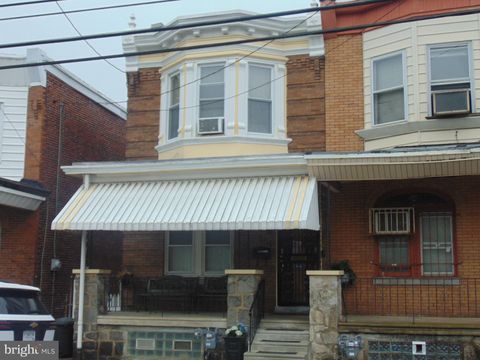 Townhouse For Sale - 1911 S 7th Street<br/> CAMDEN, NJ 08104