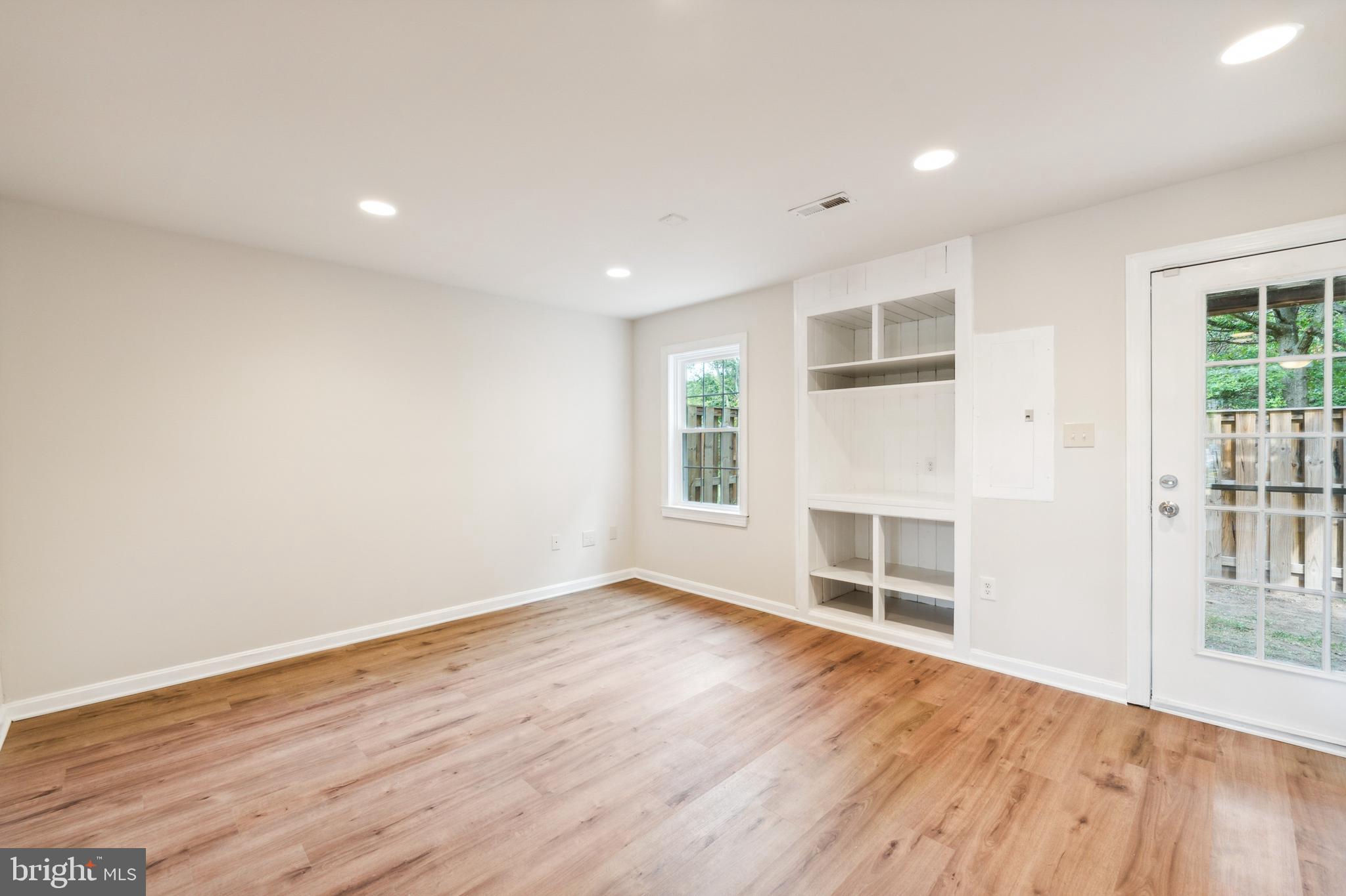 PARADISE - Residential