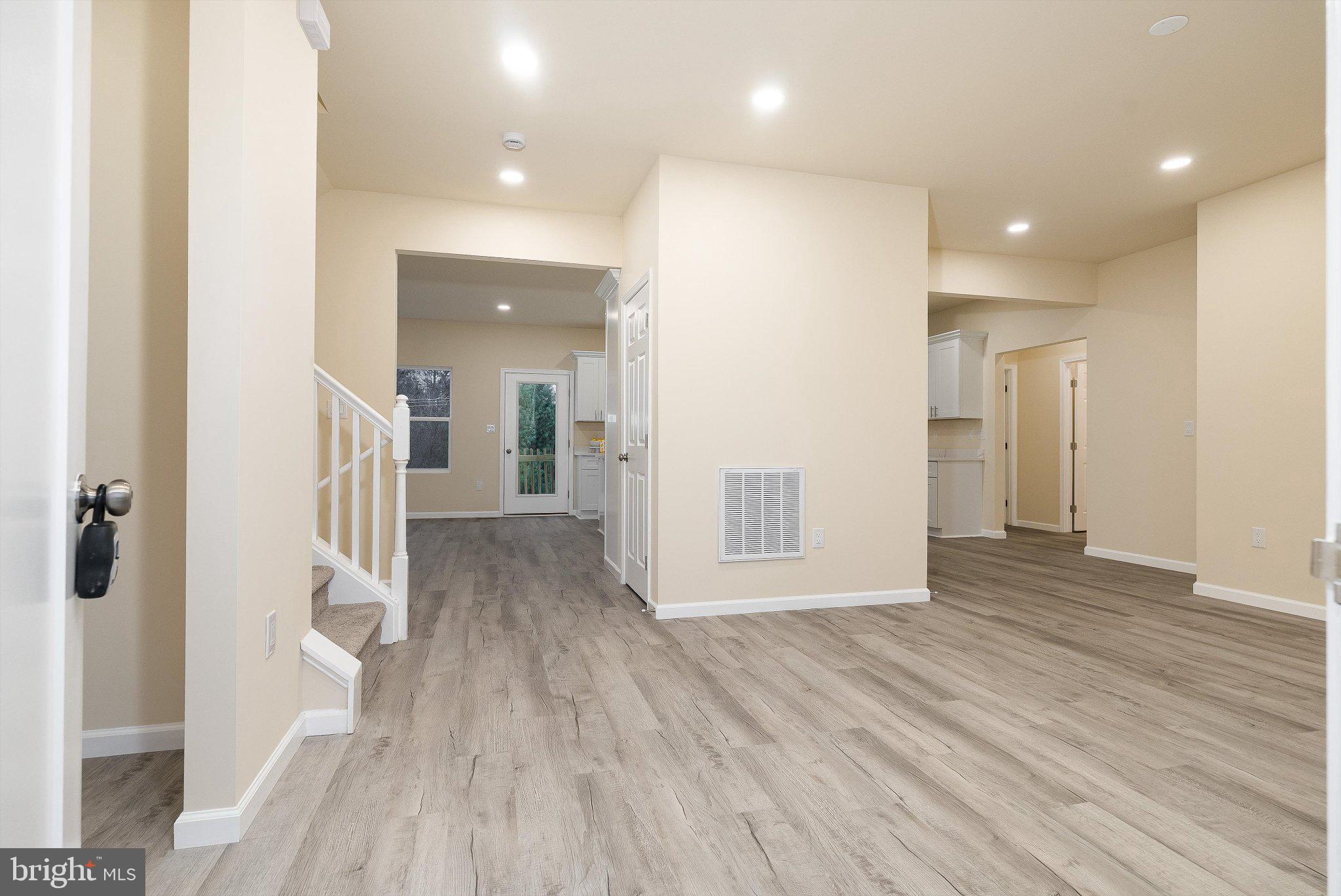 211 PRINCESS CAROLINE COURT