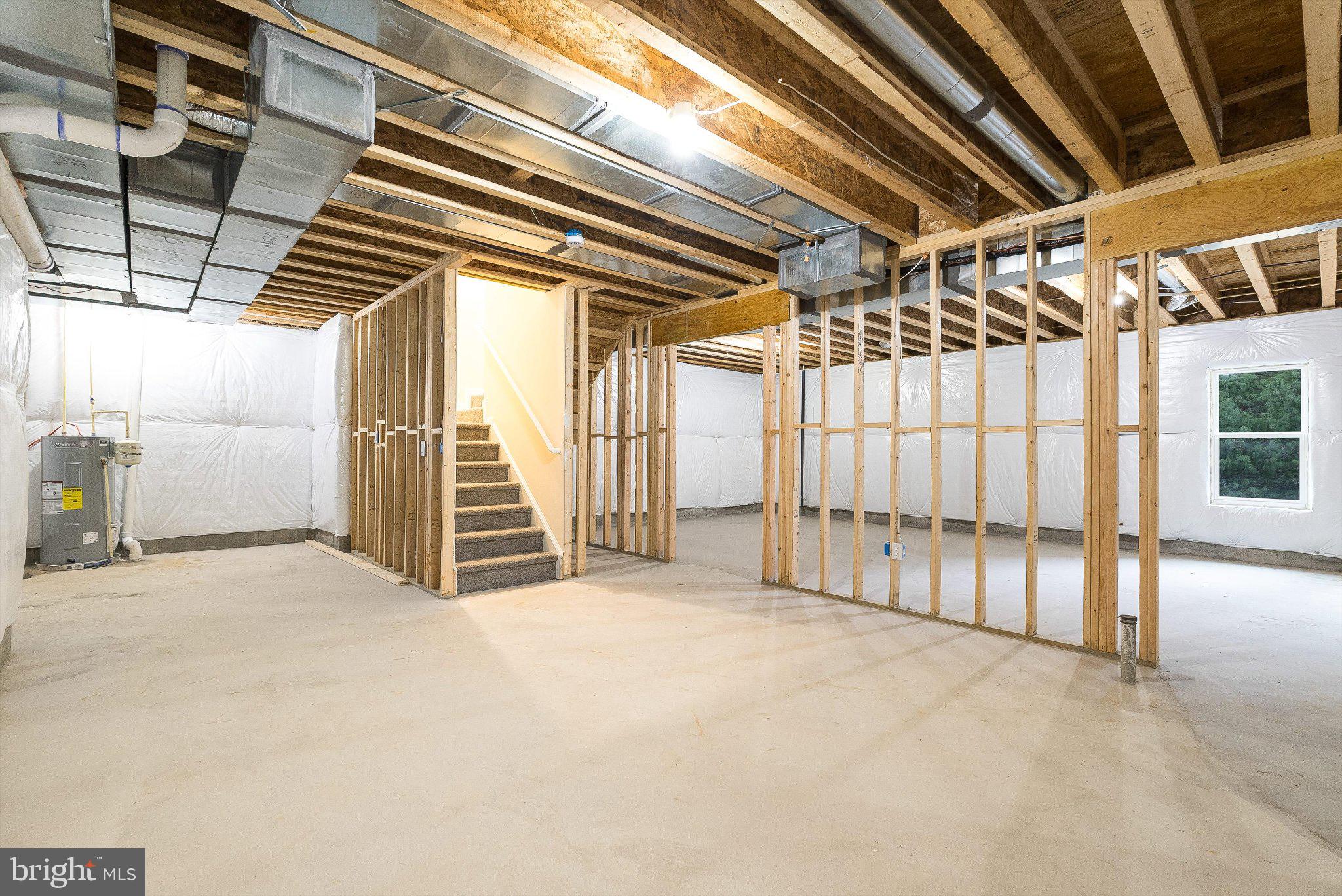 EDINBURG SQUARE - Residential