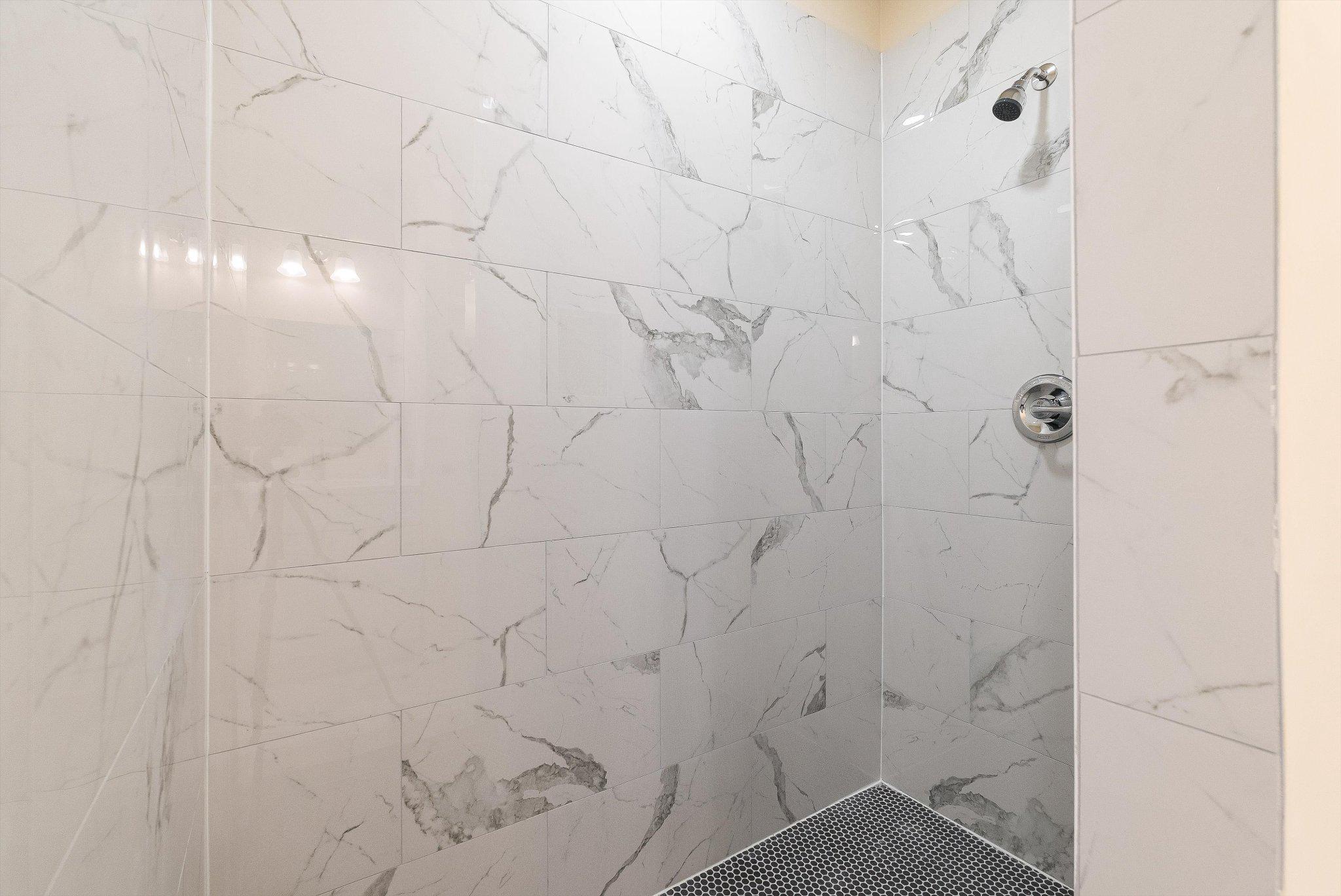 EDINBURG SQUARE - Residential