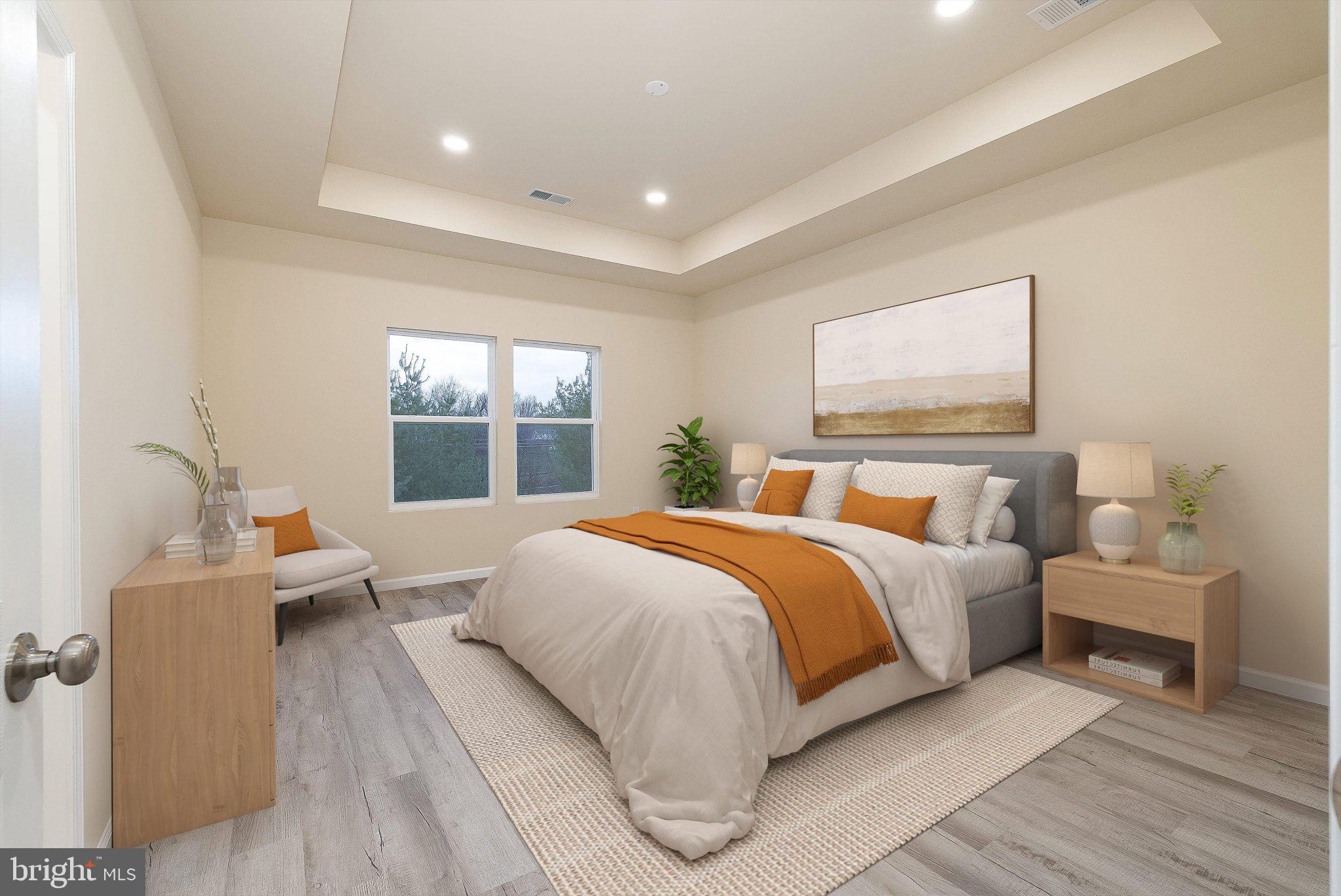 EDINBURG SQUARE - Residential