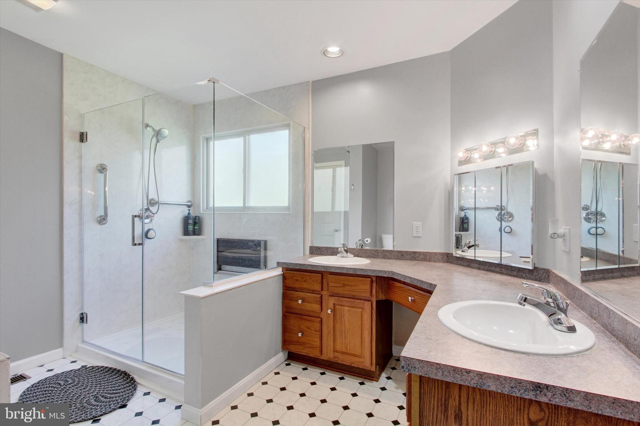 HAMILTON TOWNSHIP - Residential