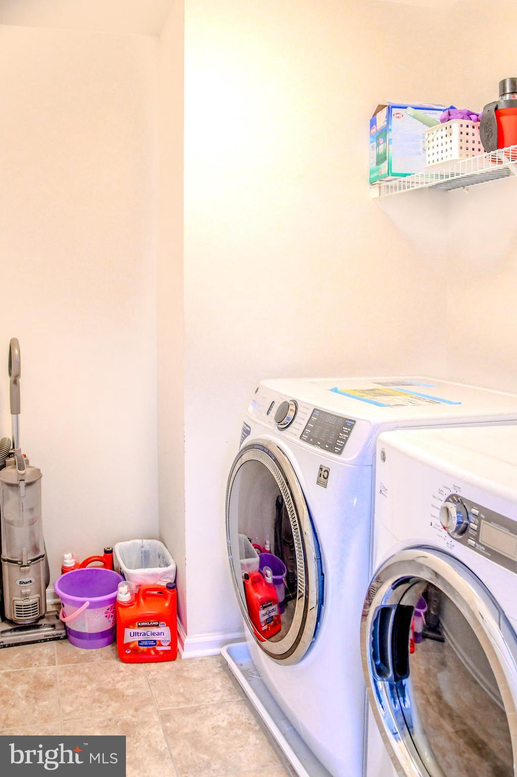 LEES PARKE - Residential