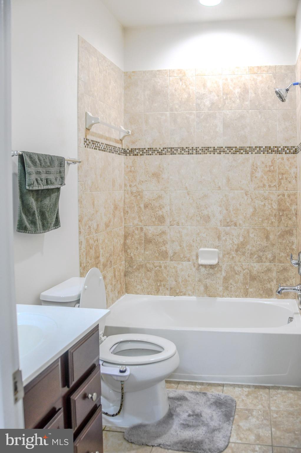 LEES PARKE - Residential