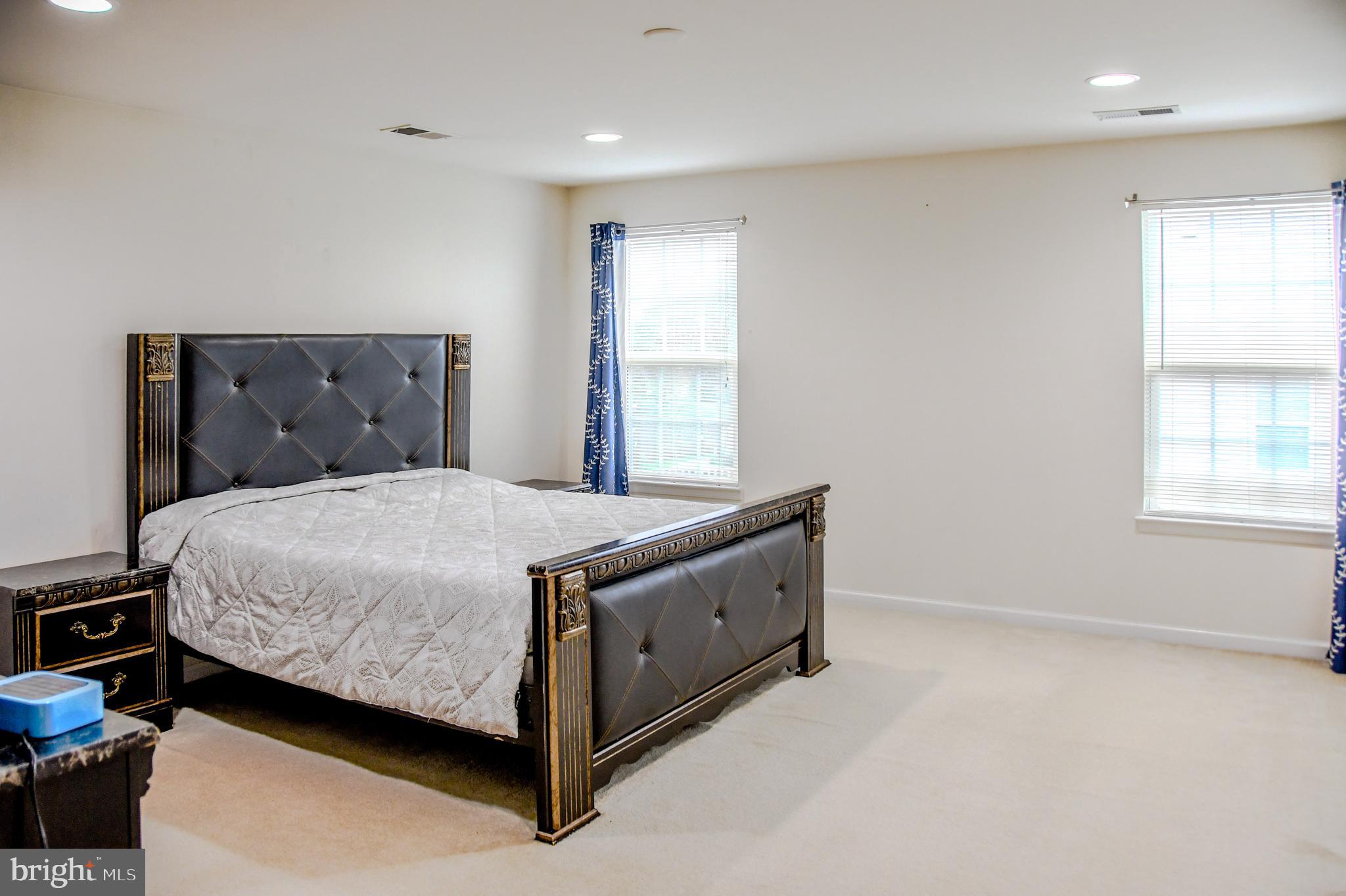 LEES PARKE - Residential