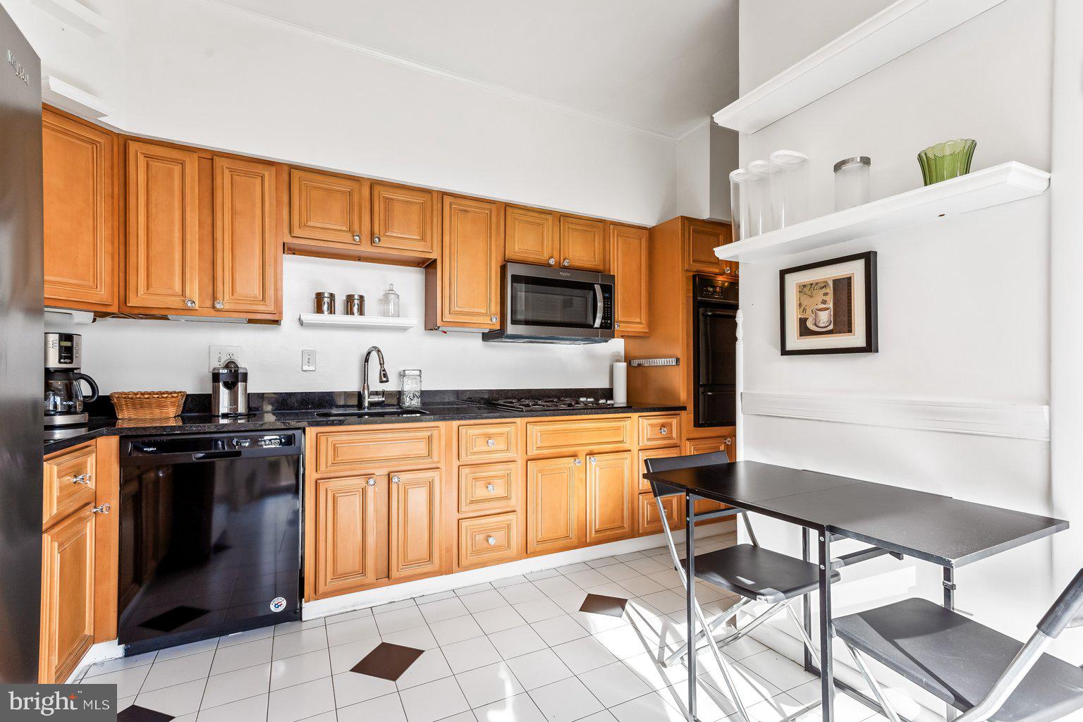 CROSS KEYS - Residential Lease